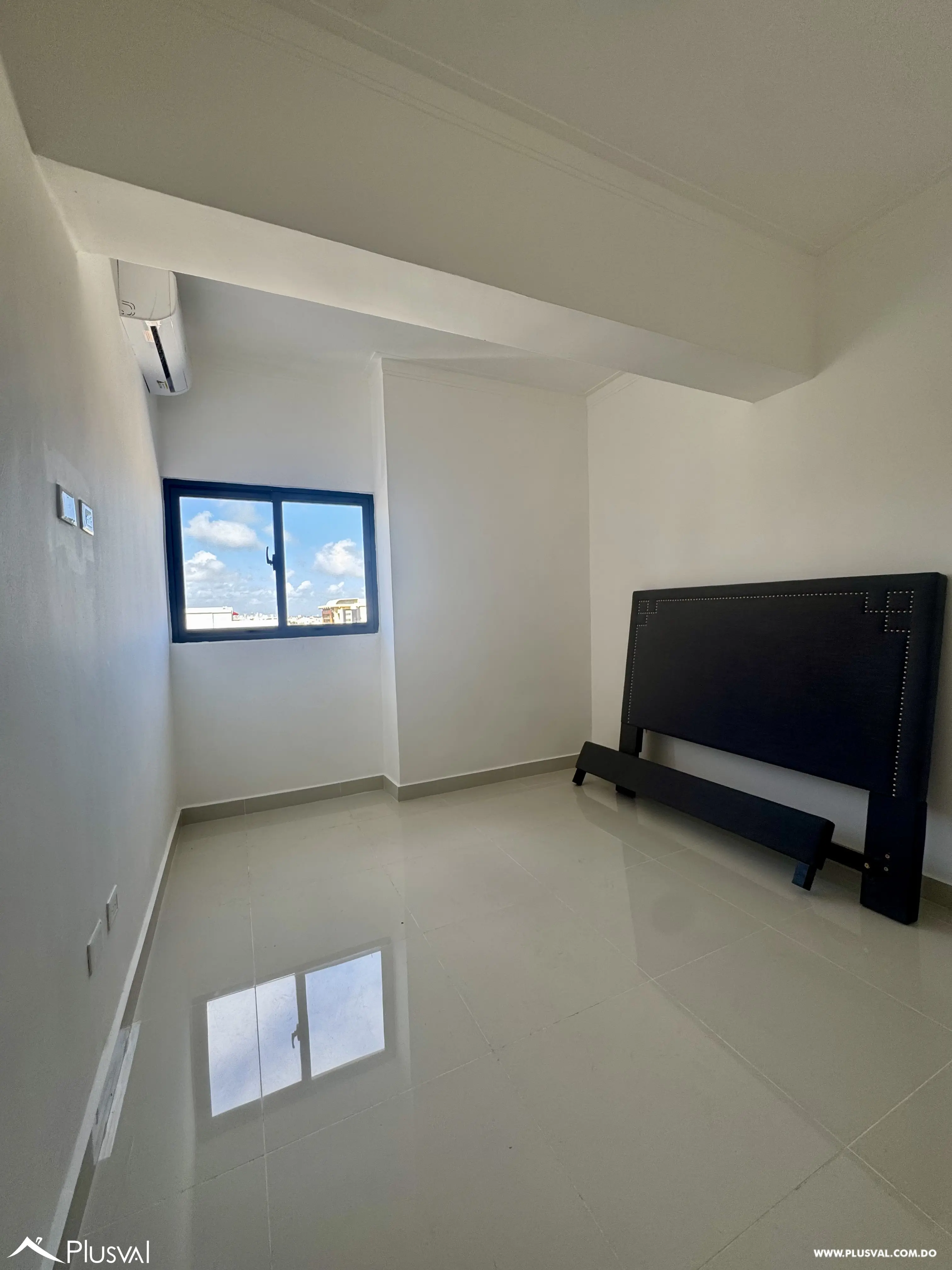 Alquilo Apto. en Excelente Ubicacion en La Julia 500533