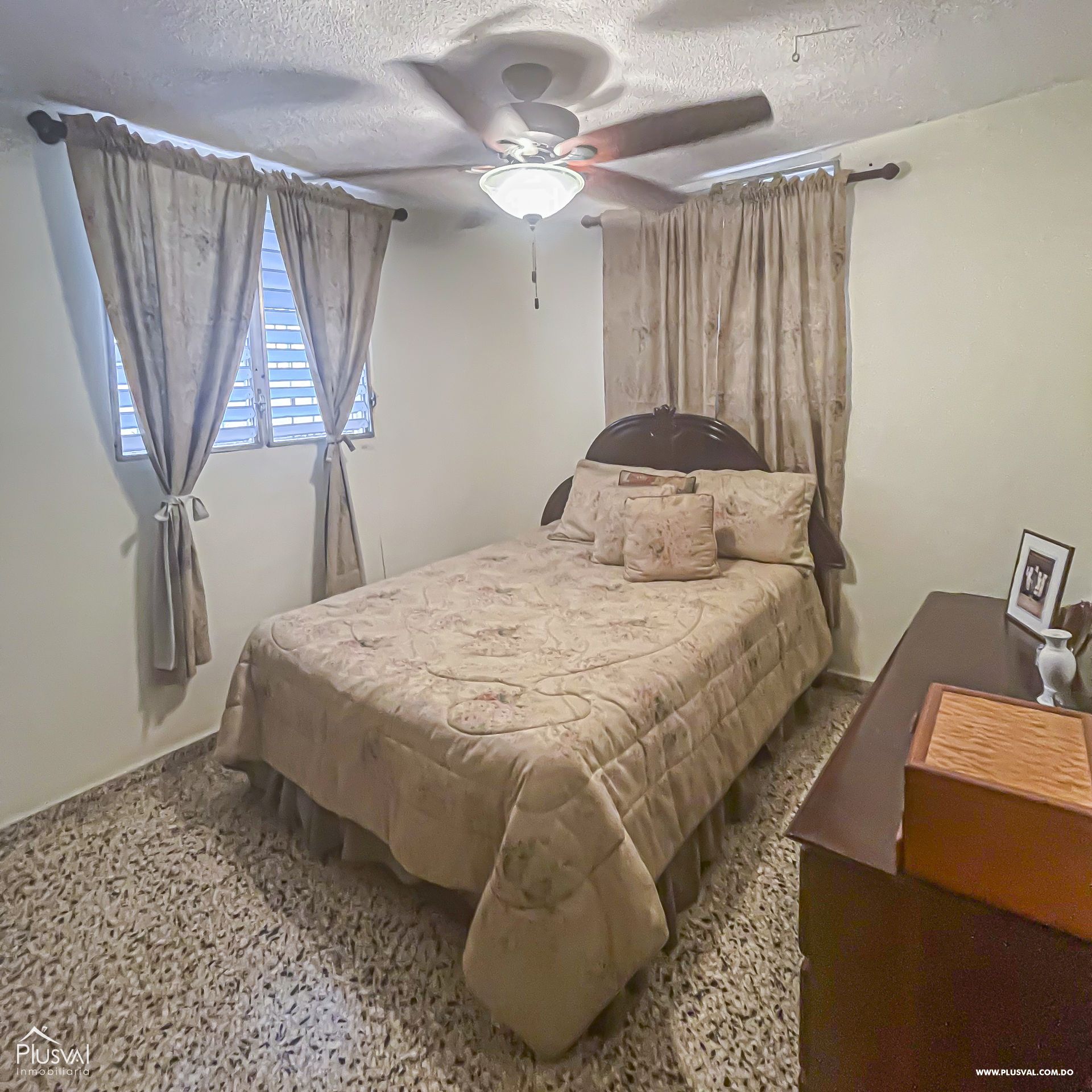 Edificio Residencial con 2 niveles 186475
