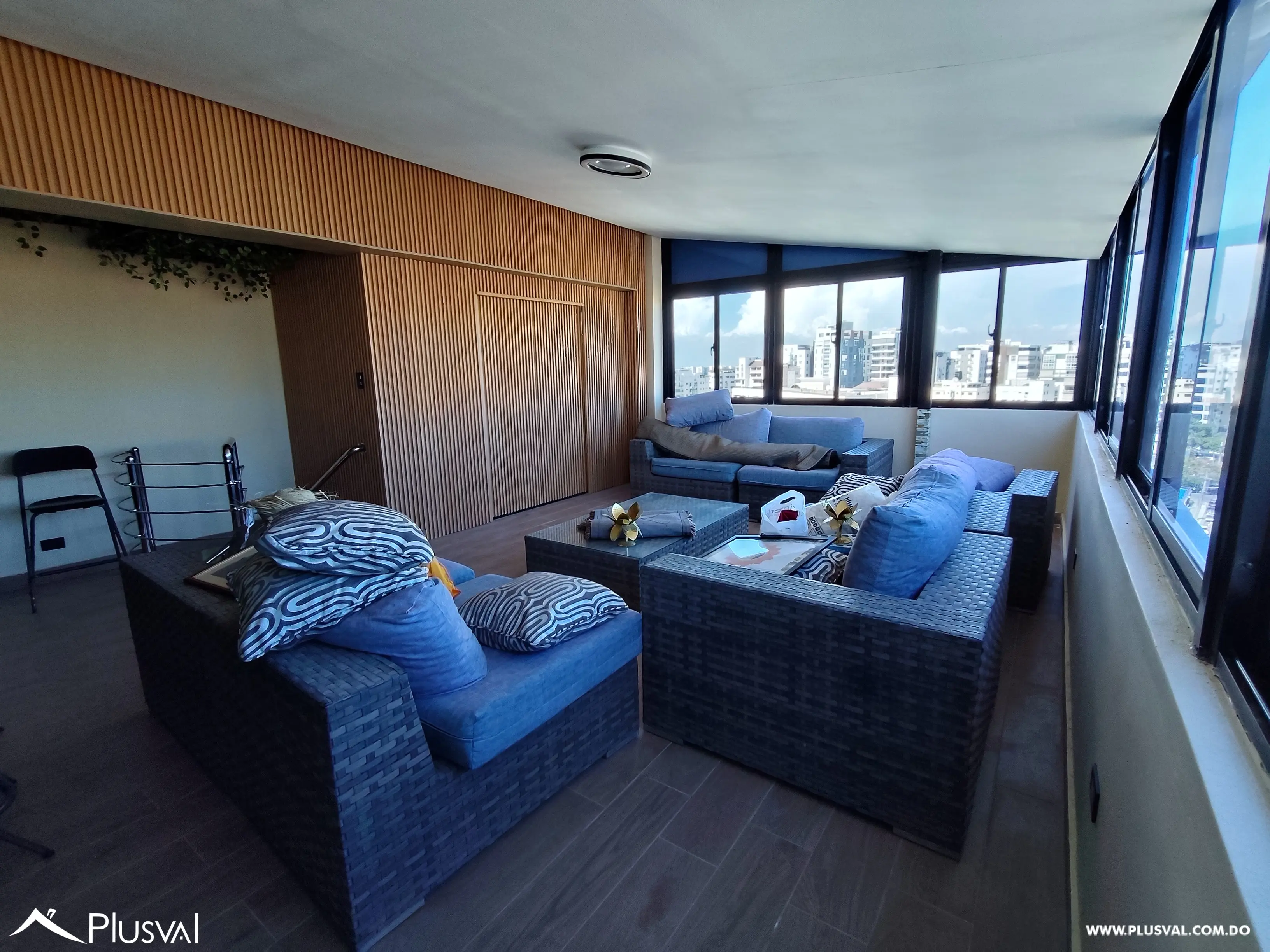 Apartamento de 2 habitaciones en Venta en Naco  con 1 Terraza de 70 metros. 521257