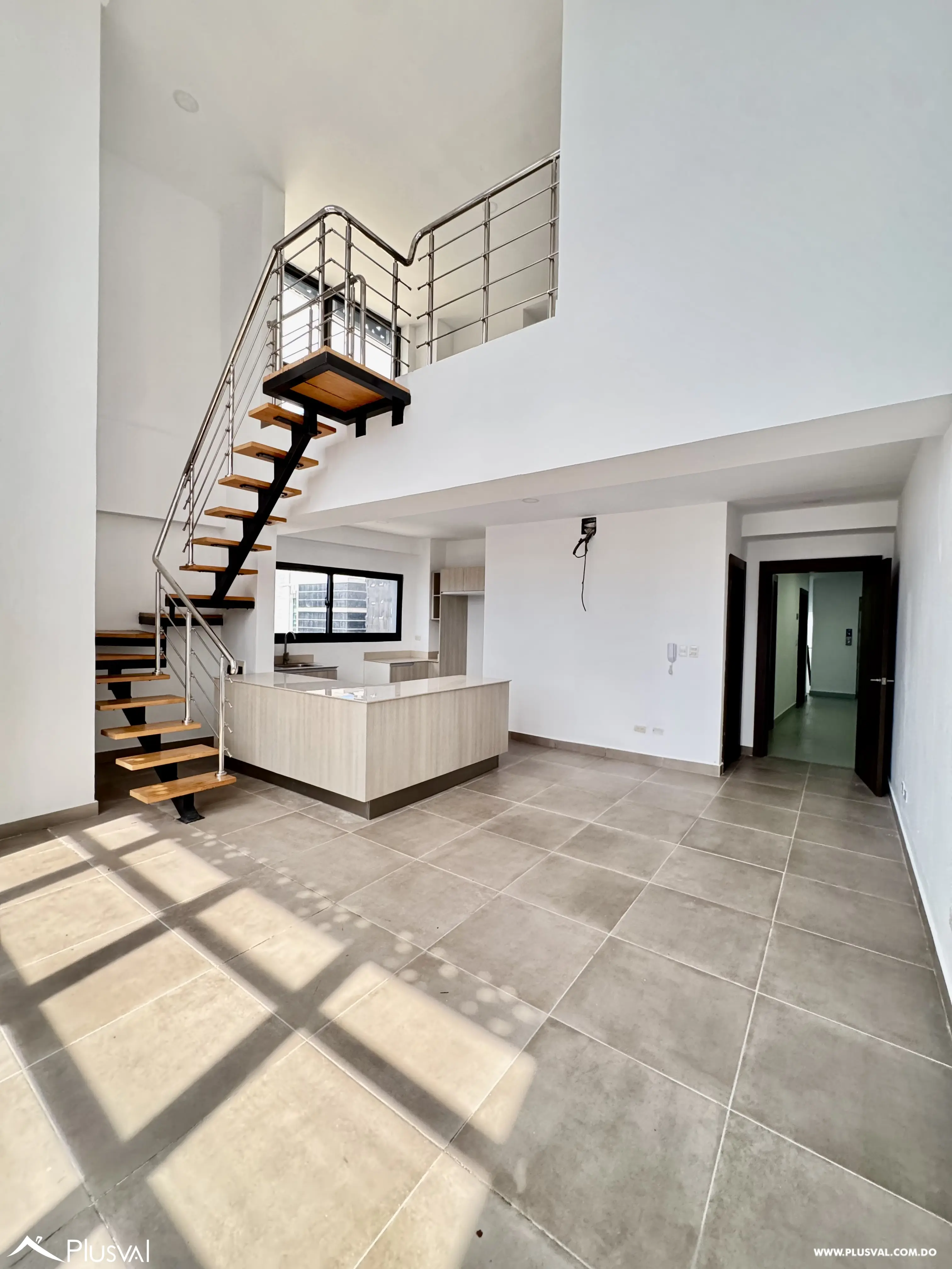 Alquilo Excelente Apartamento tipo Loft en Zona Privilegiada de  Naco 498394