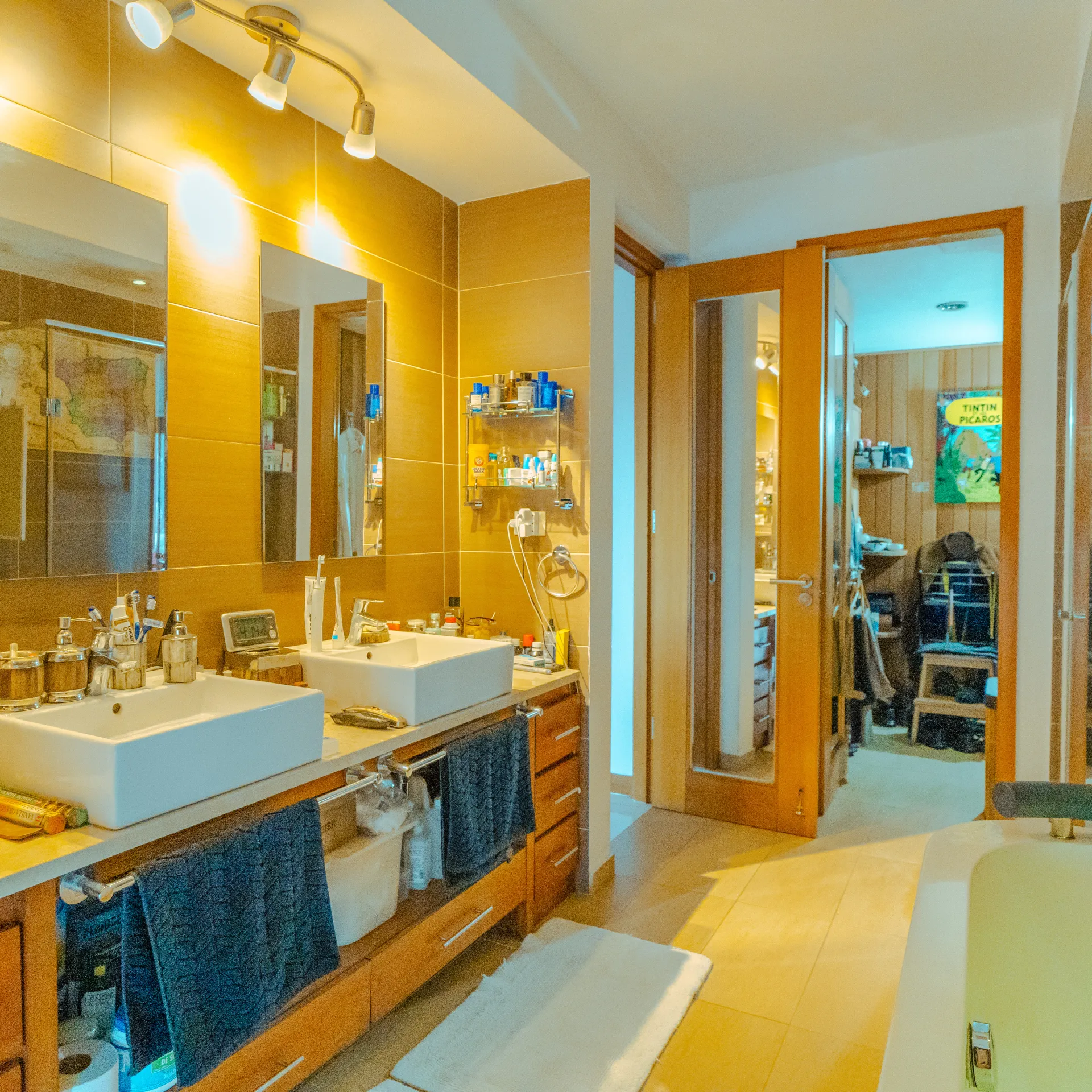 Pent-house con terraza privada y 3 parqueos en Evaristo Morales 435848