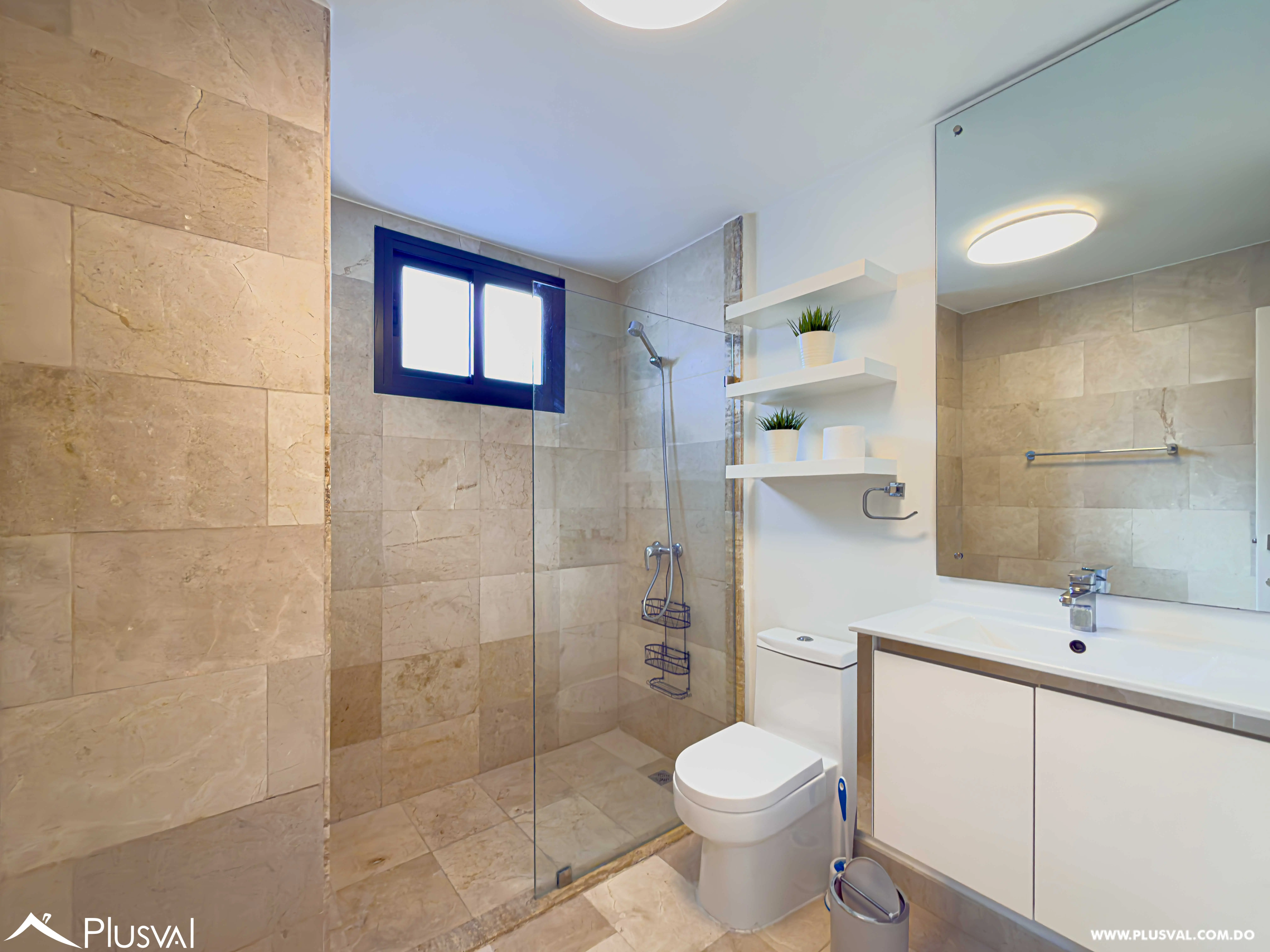 Elegante Apartamento Amueblado en Alquiler en Naco con 2 Habitaciones y Piso Alto 496562