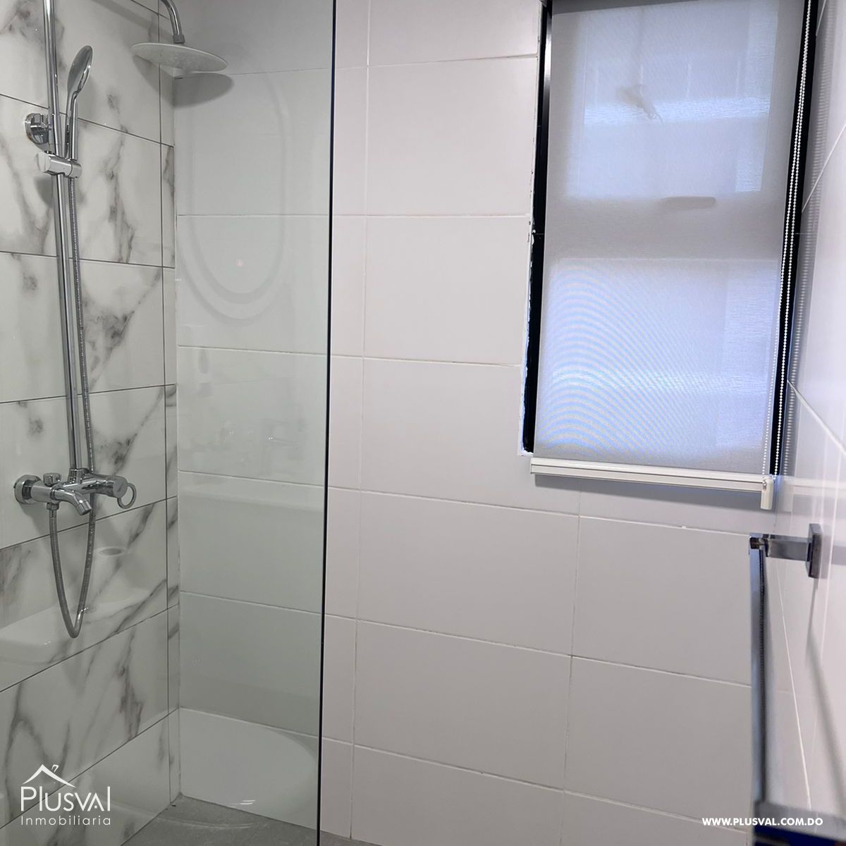 Exclusivo Apartamento Amueblado de 3 Habitaciones 245008