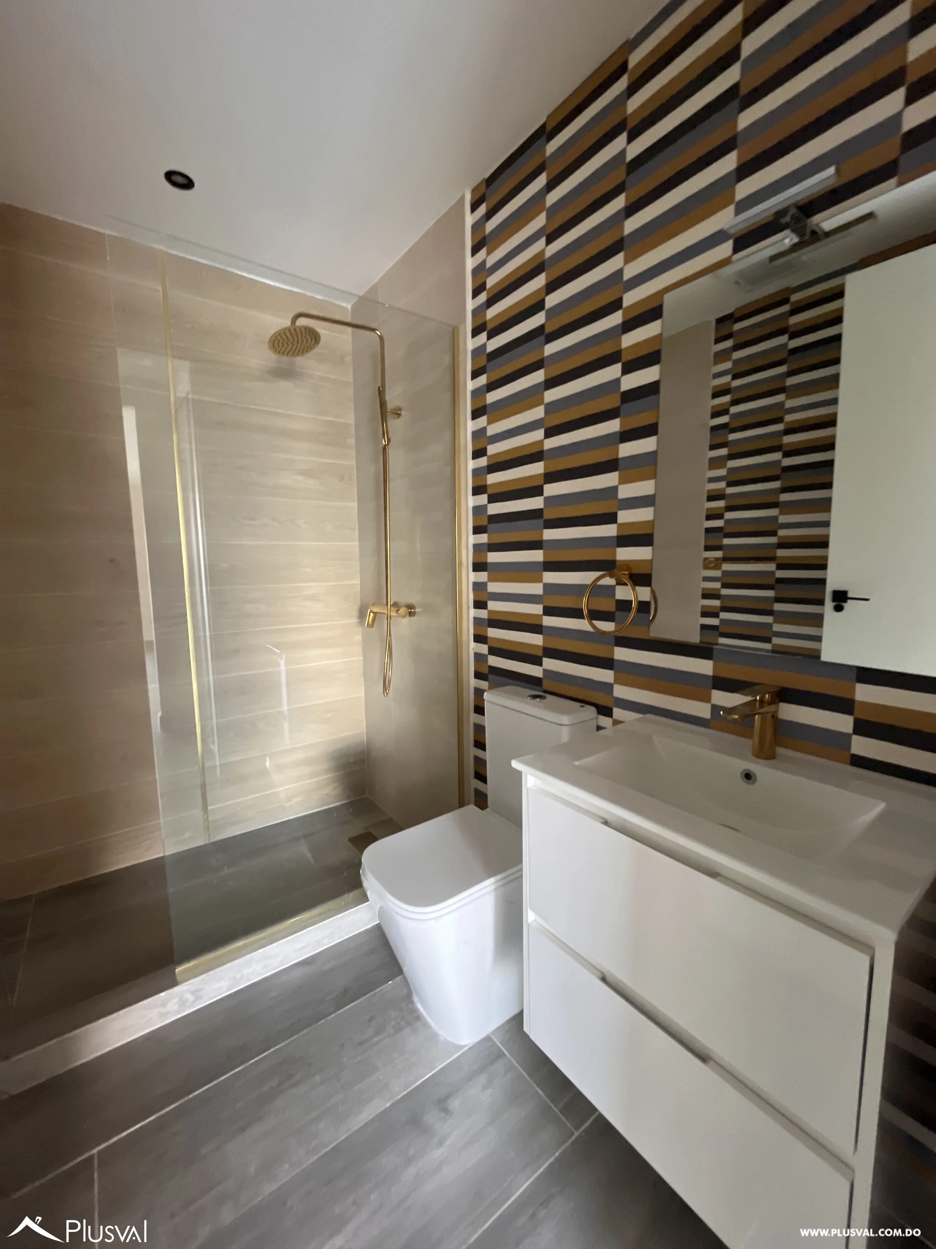 Apartamento de lujo para alquiler en Naco con línea blanca 481758