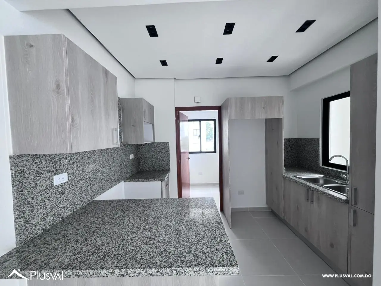 Apartamento en alquiler en Evaristo Morales 505156