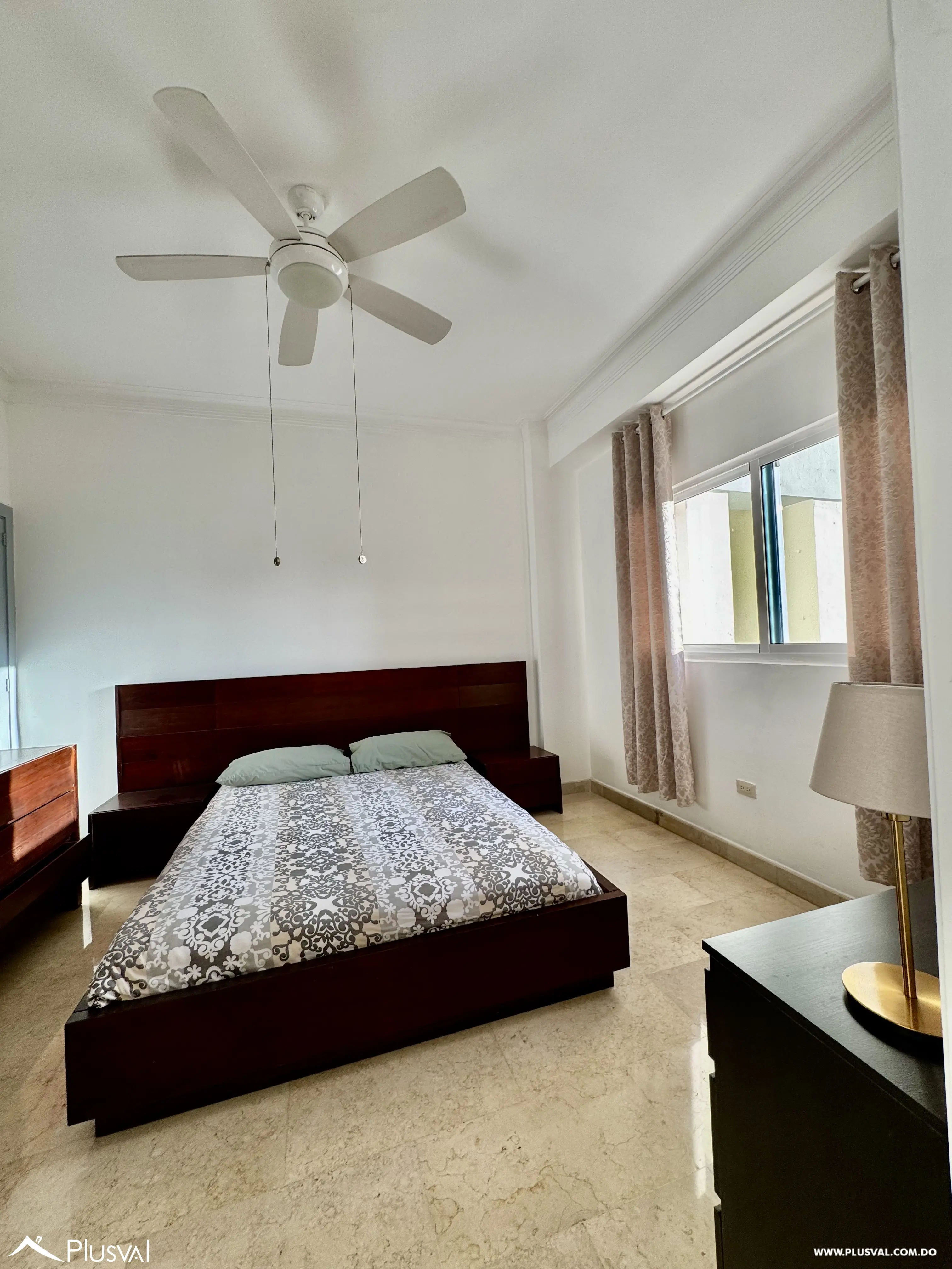 Alquilo Amplio y Maravilloso Apto. en una de las Zonas mas Exclusivas de La Esperilla 490528