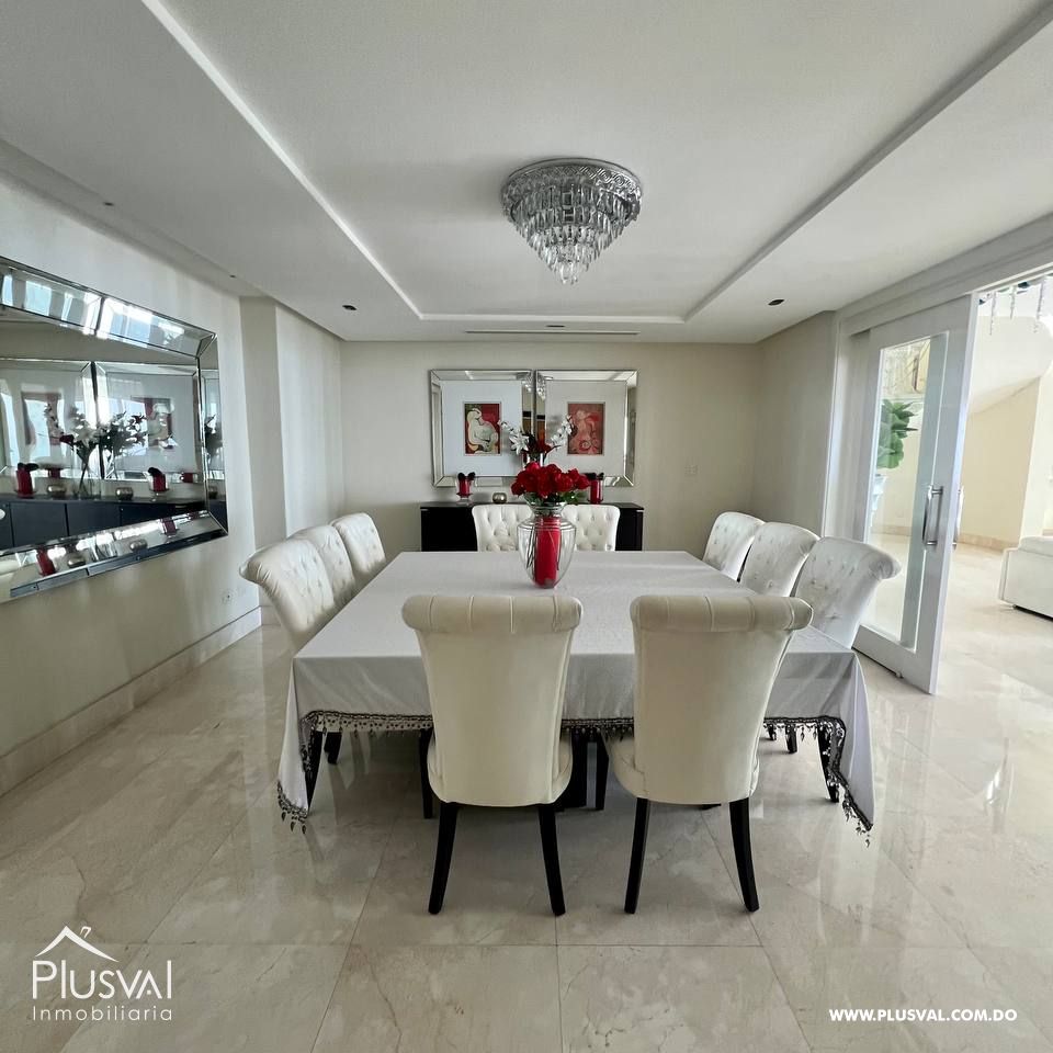Apartamento   en Venta con una Vista Espectacular en Los Cacicazgos 344926