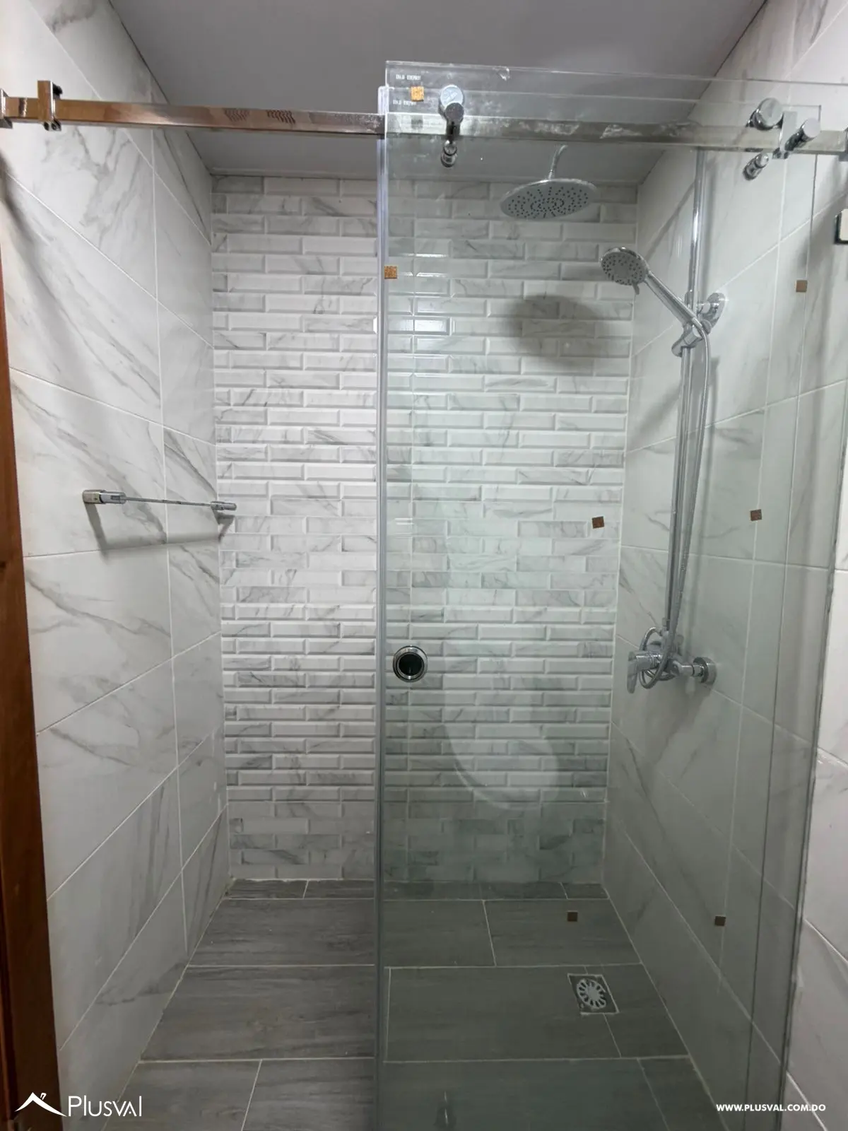 Apartamento en alquiler en Serralles 510195