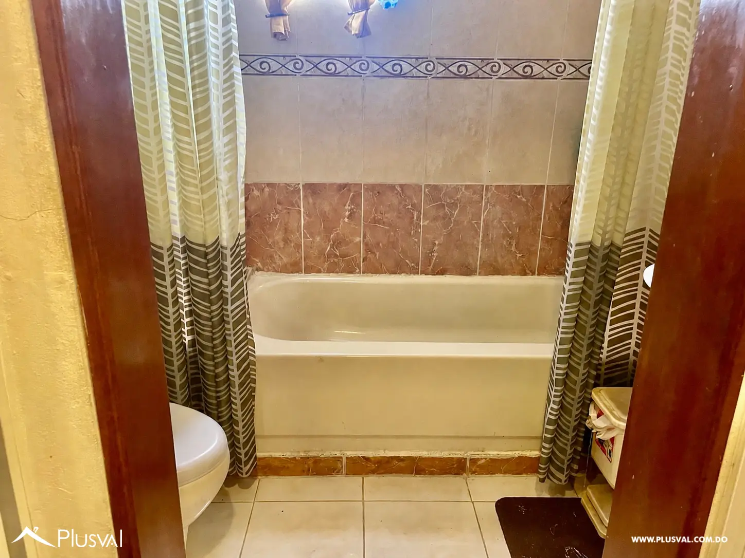 Casa de 2 niveles en venta Santo Domingo Este 513432