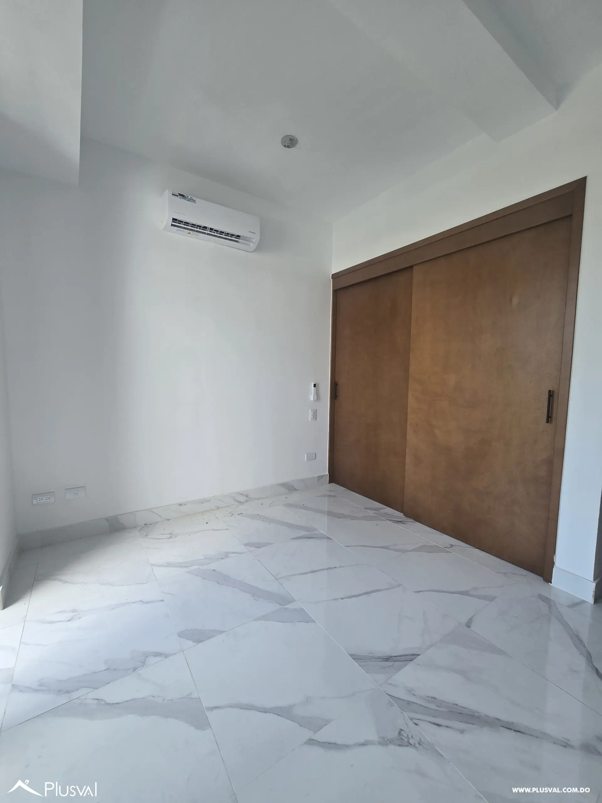 Apartamento en alquiler en Gazcue  linea blanca y aire acondicionado incluido. 514738