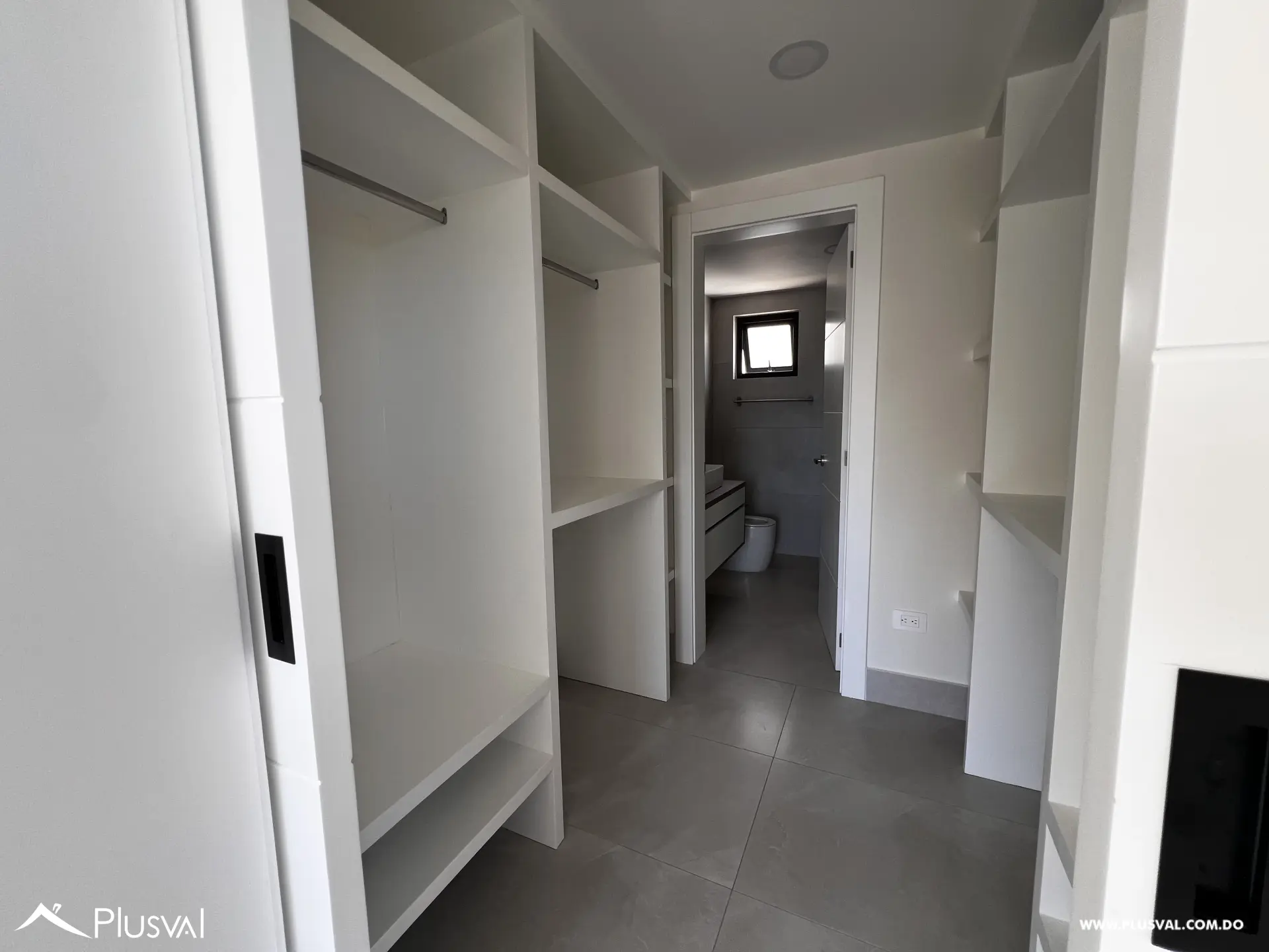 Apartamento de 3 habitaciones en Venta en el centro de Puerto Plata 519636