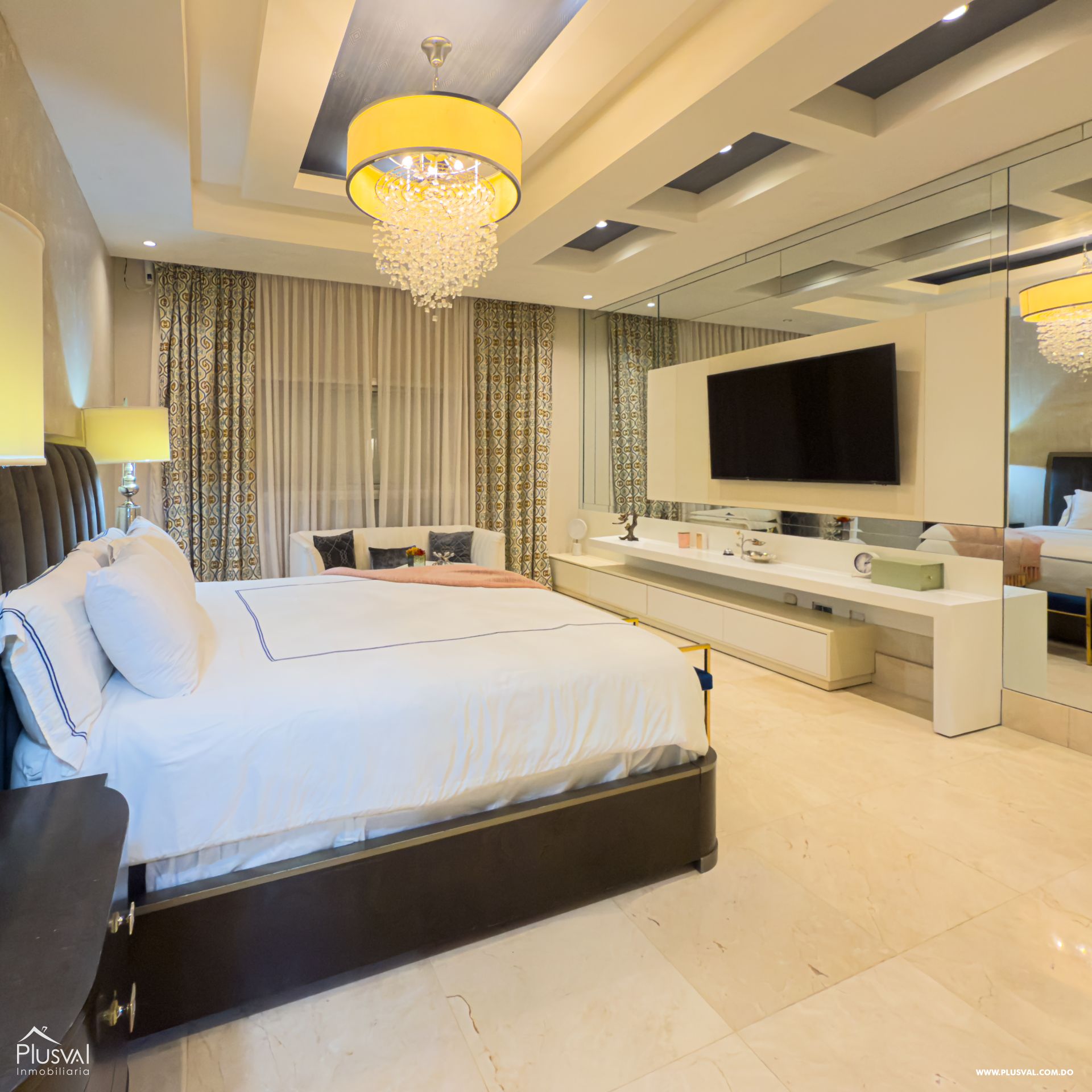 Apartamento Amueblado de Lujo con Terraza y 3 Hab. en Piantini 447262