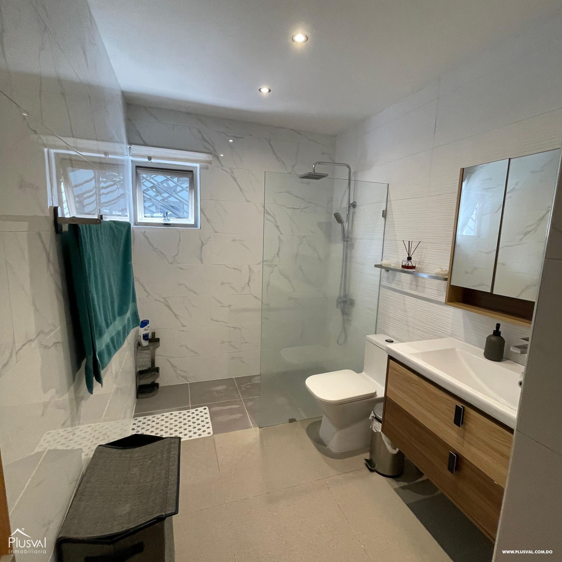 Apartamento de Lujo en segundo nivel, La Vega. 398837