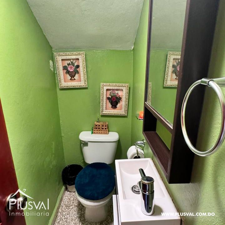 Amplia casa en venta con piscina 370057