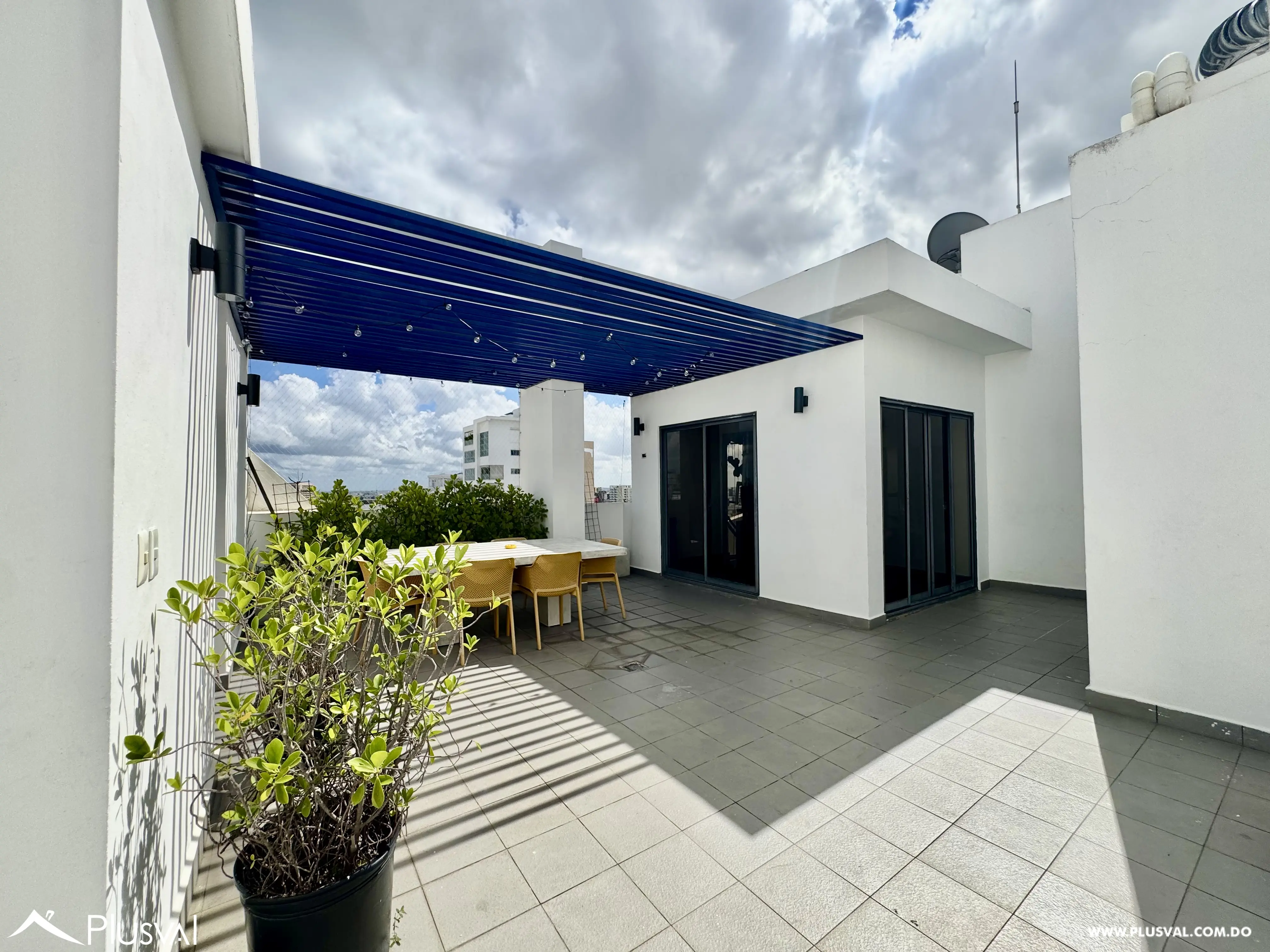 Alquilo Excelente Apartamento en el Corazón de Piantini 493602