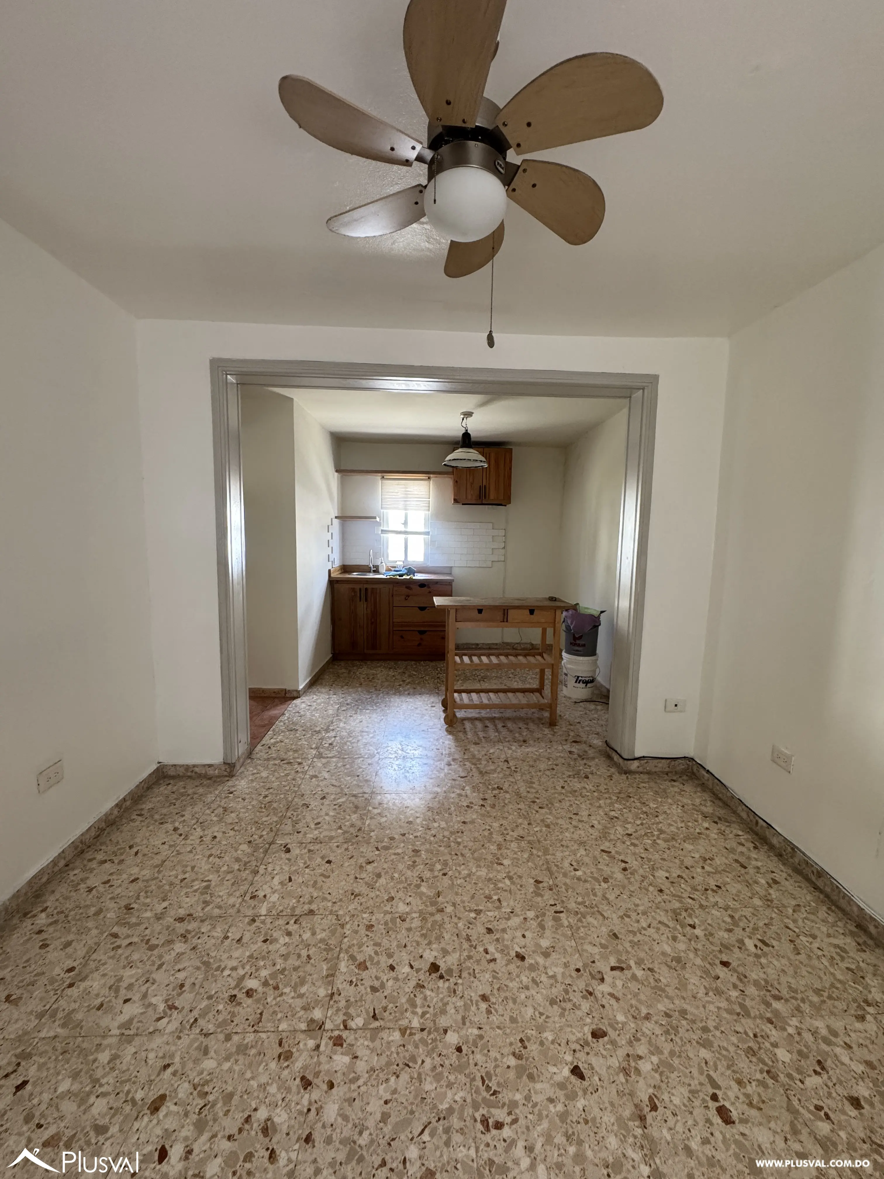 Apartamento en alquiler de 2 habitaciones en el Ensanche Quisqueya 457549