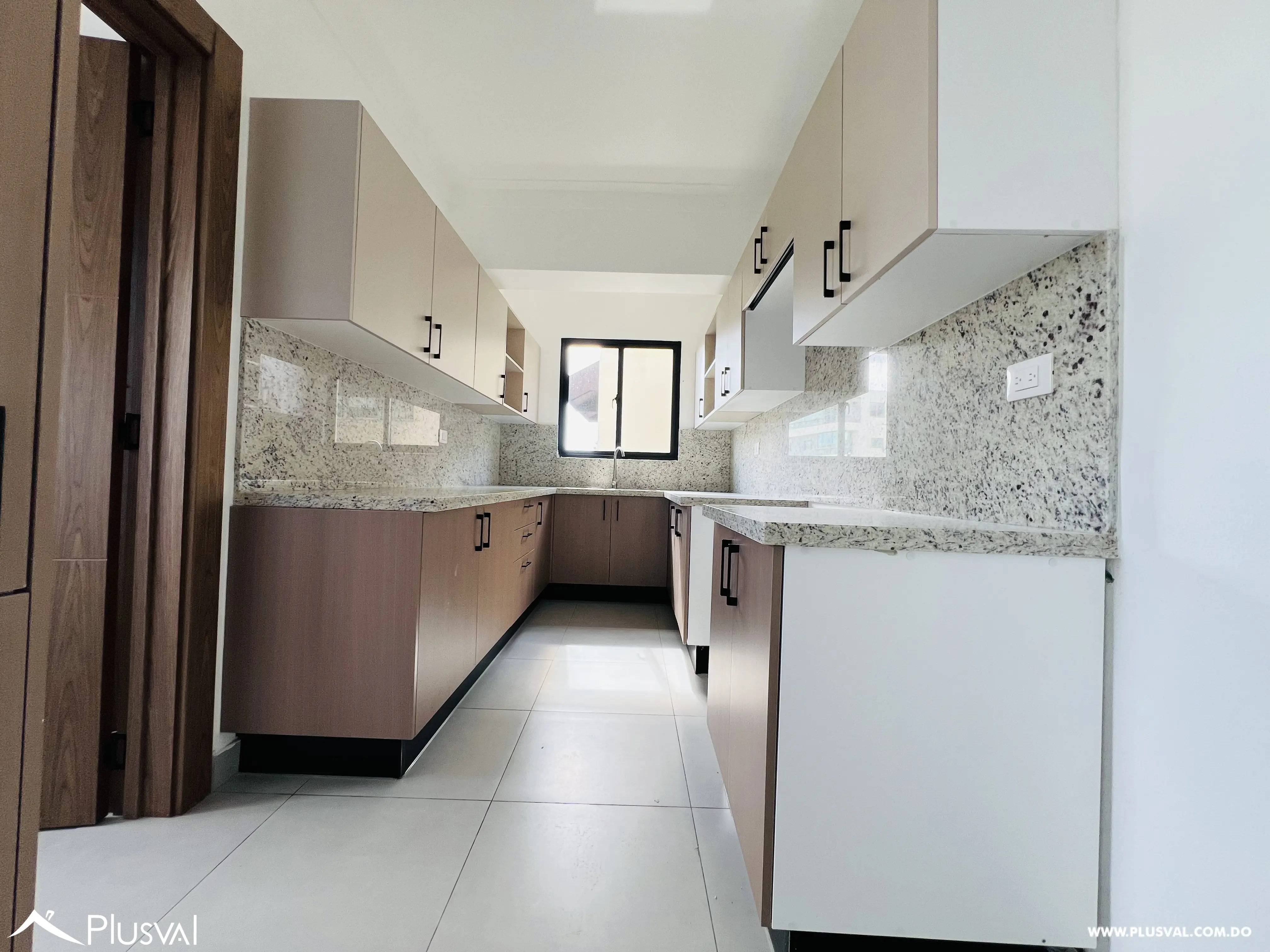 Espacioso Apartamento de 3 Habitaciones en Alquiler en el Sector el Millon 474032