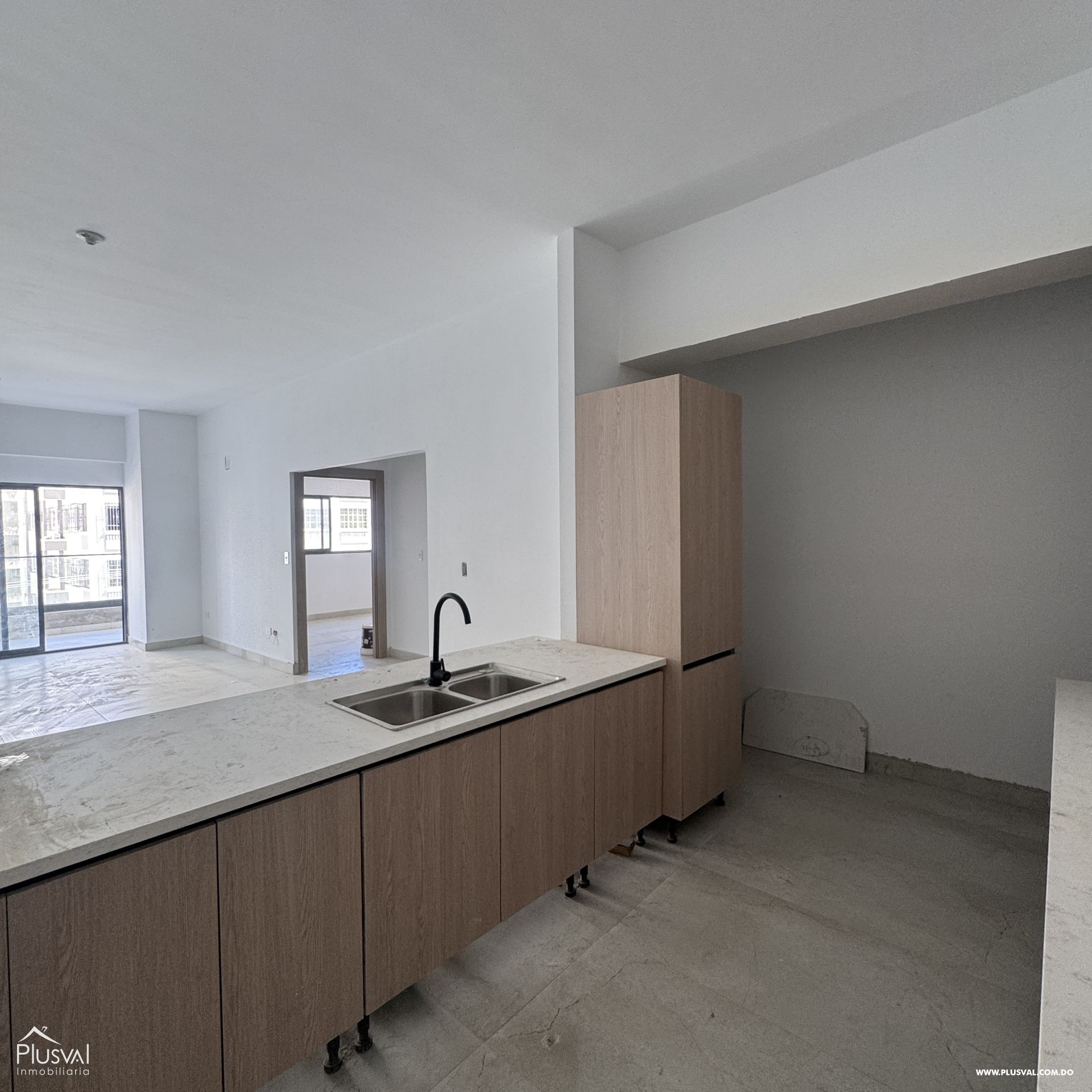 Apartamento en alquiler de 2 habitaciones en Evaristo Morales 494494