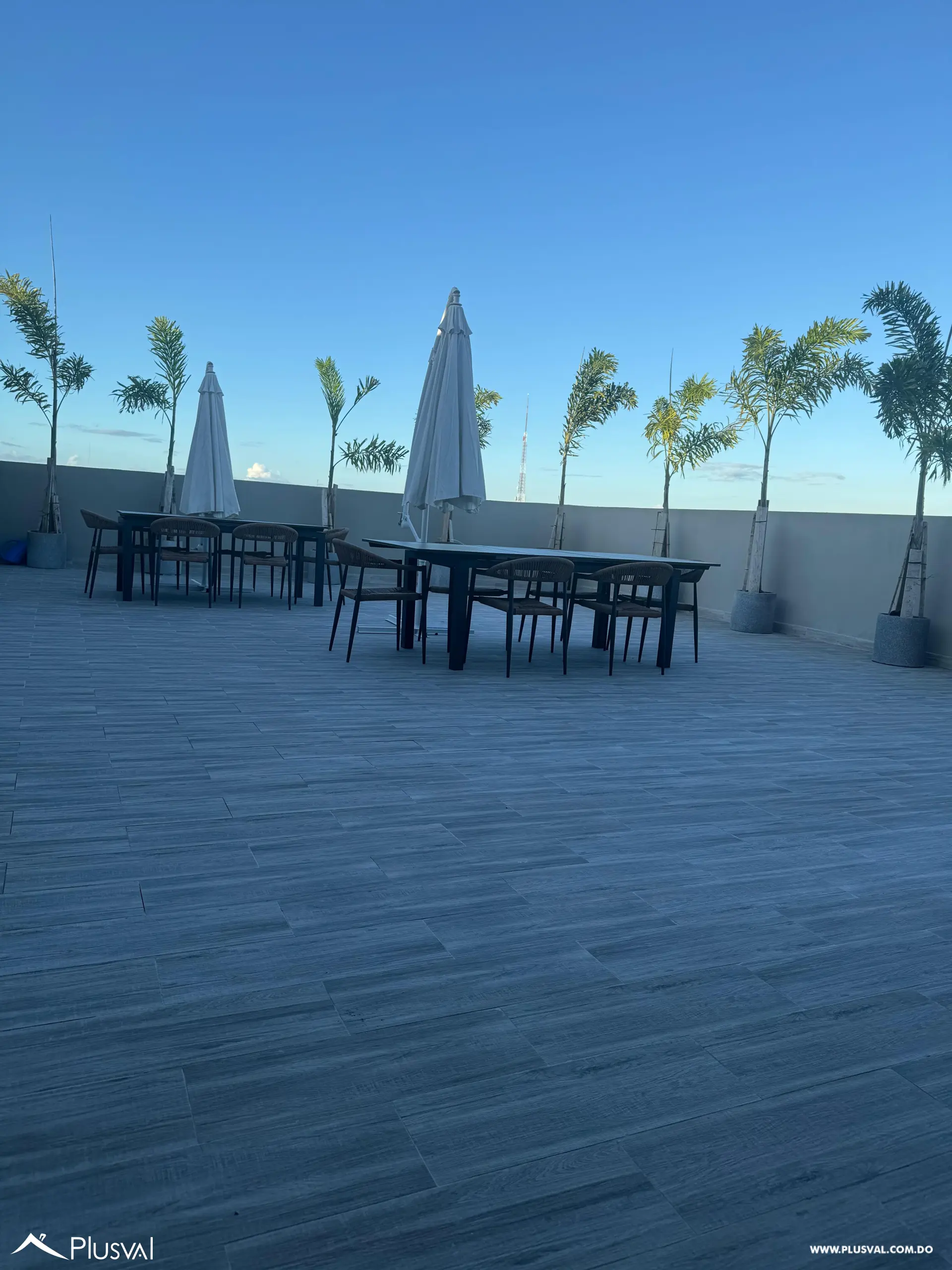 Alquiler de apartamento con linea blanca en torre de lujo en Gazcue 482282