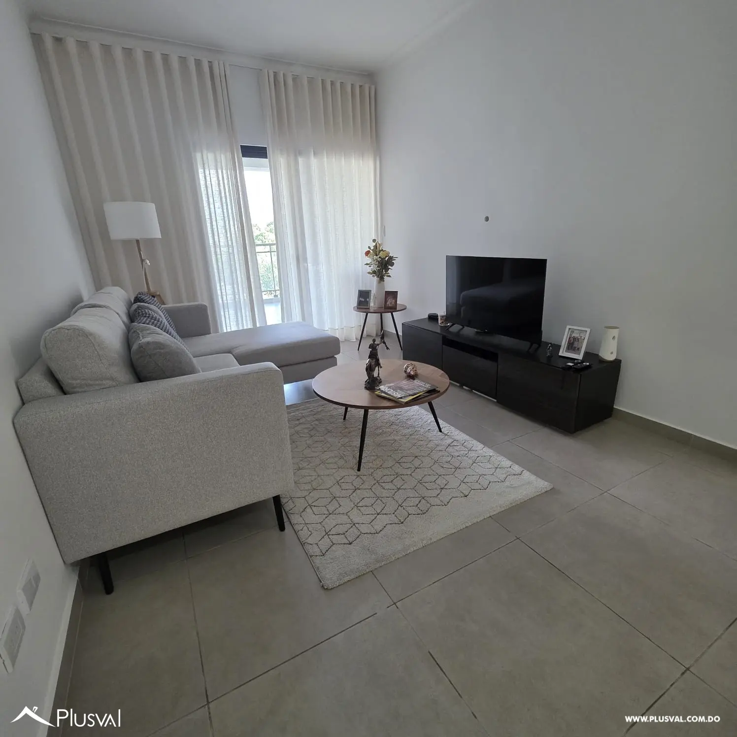 Se vende excelente apartamento en zona universitaria amueblado 471461