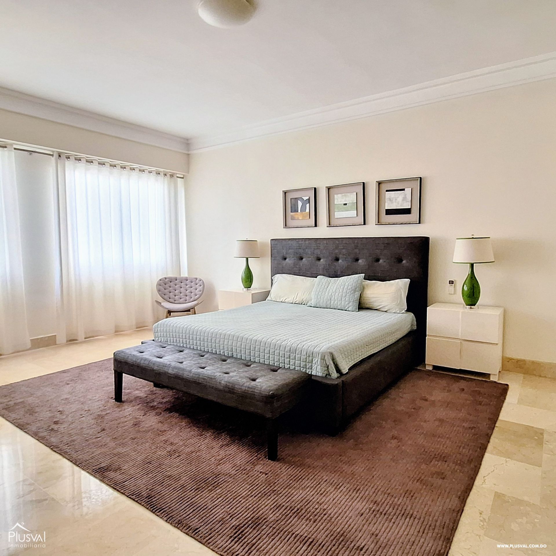 Apartamento en Alquiler Ens. Paraíso 387593