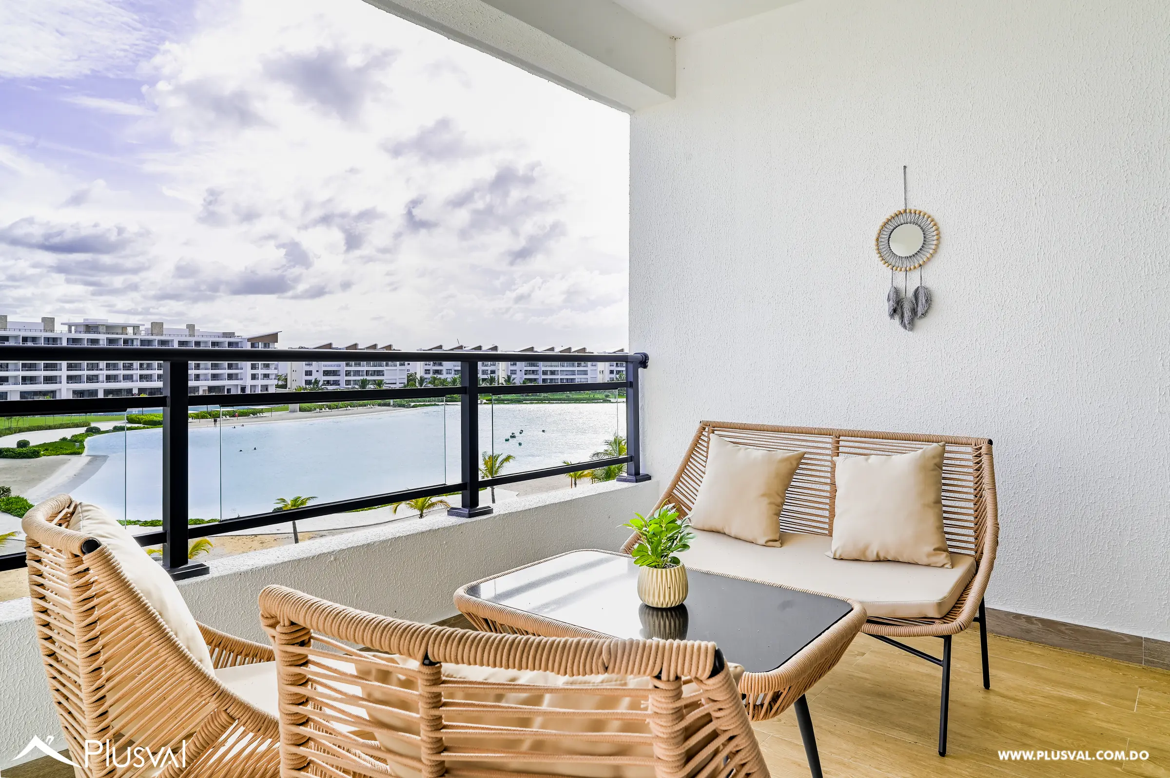 APARTAMENTO DE 2 HABITACIONES AMUEBLADO EN THE BEACH DOWNTOWN PUNTACANA 527111