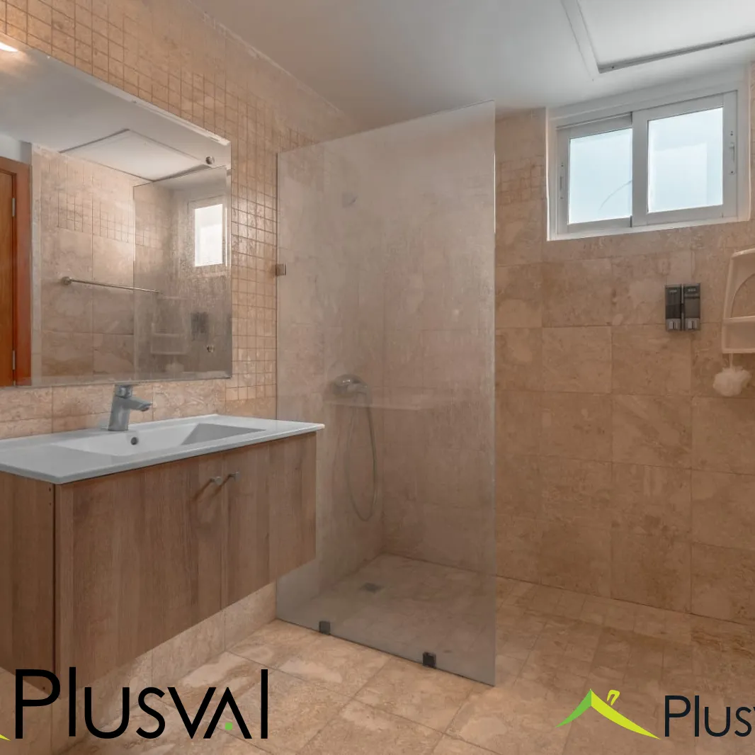 HERMOSO APARTAMENTO FRENTE AL MAR , EN PLAYA NUEVA ROMANA 442595