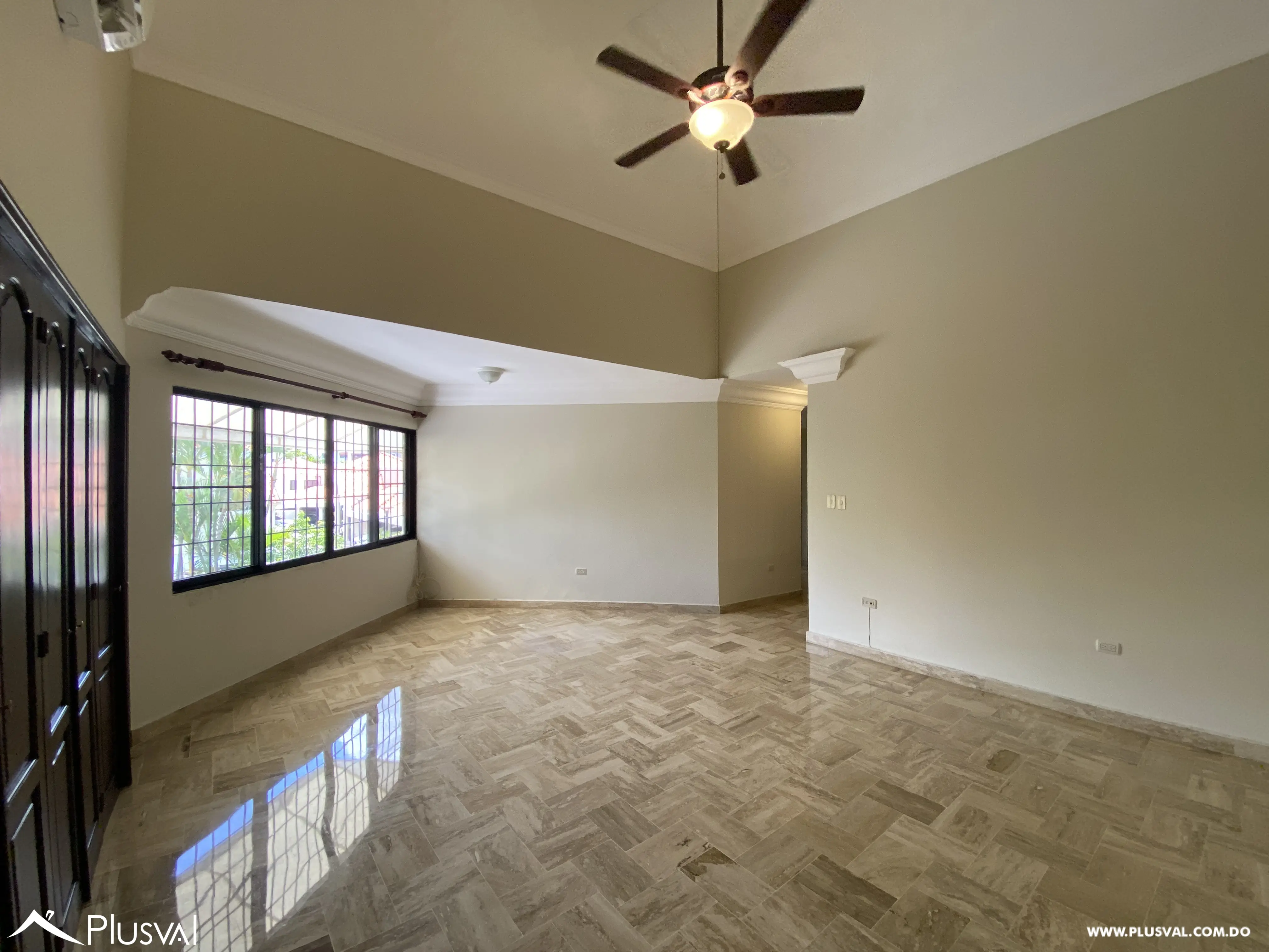 Alquilo Excelente Casa Residencial en Las Praderas 455460