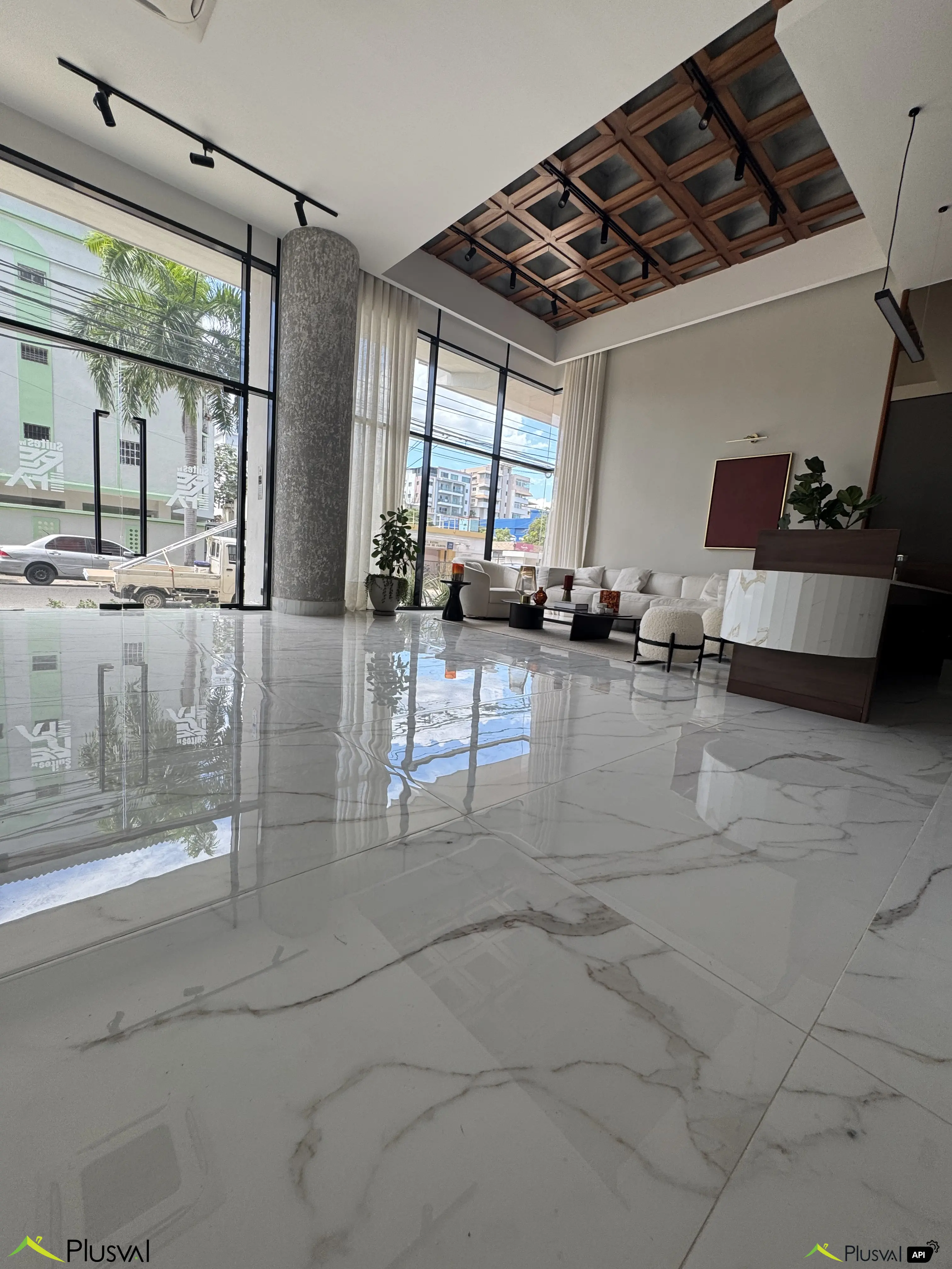 Venta de apartamento  de 3 habitaciones y estudio en Evaristo Morales 451377