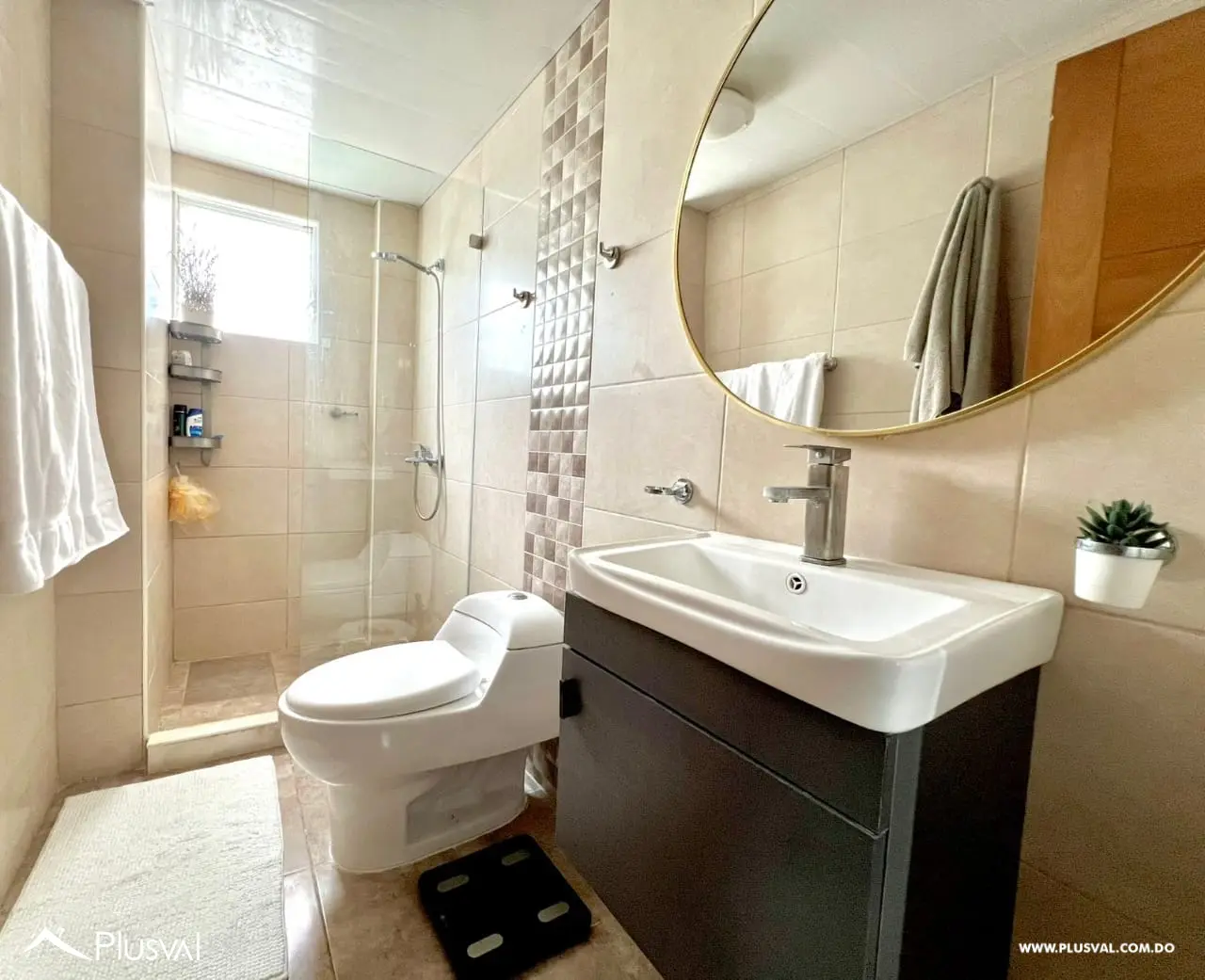 Apartamento en venta en Renacimiento de 2 habitaciones, ascensor y planta eléctrica 492656