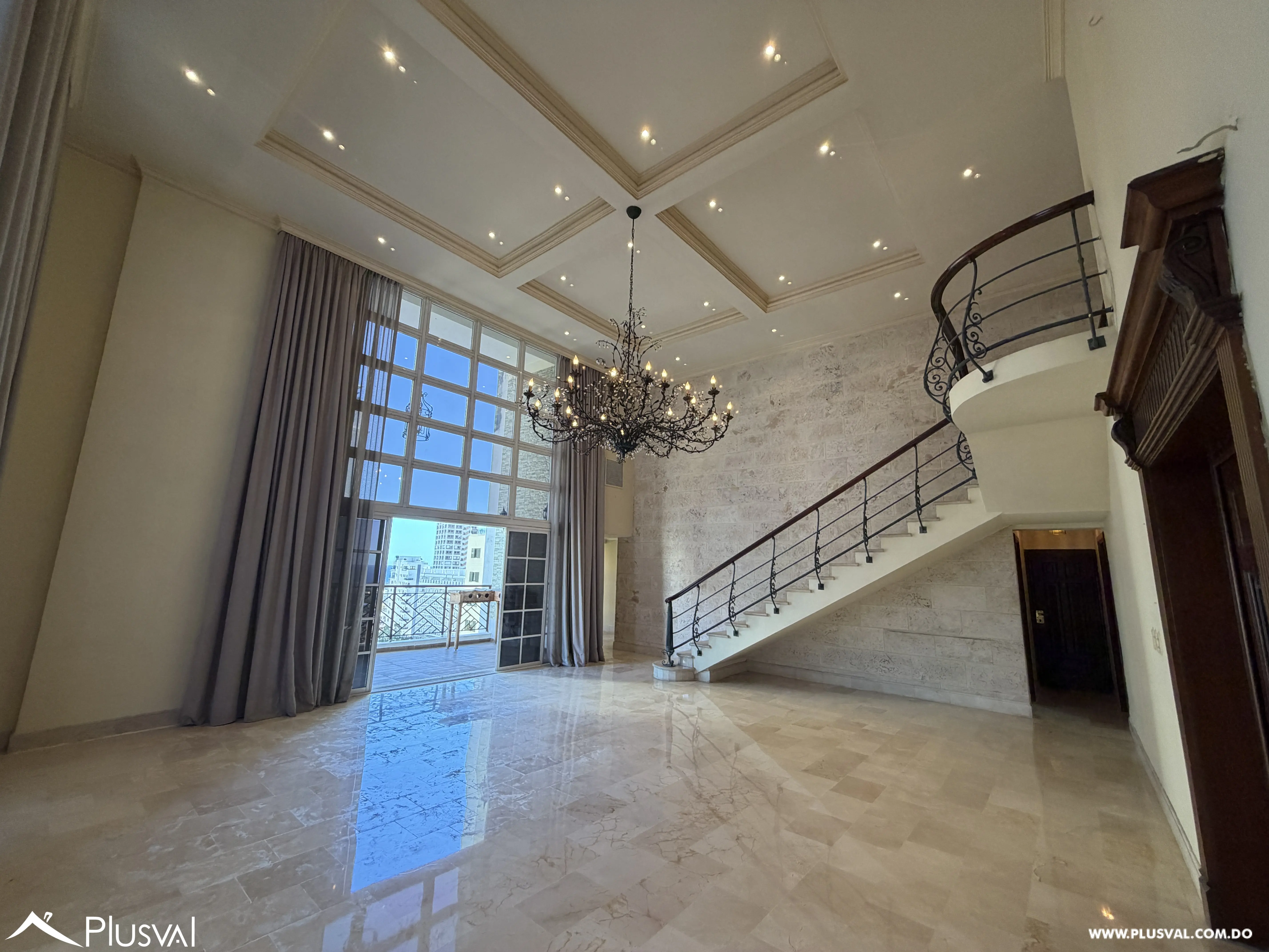 Apartamento penthouse de 3 niveles en La Esperilla en venta 490066