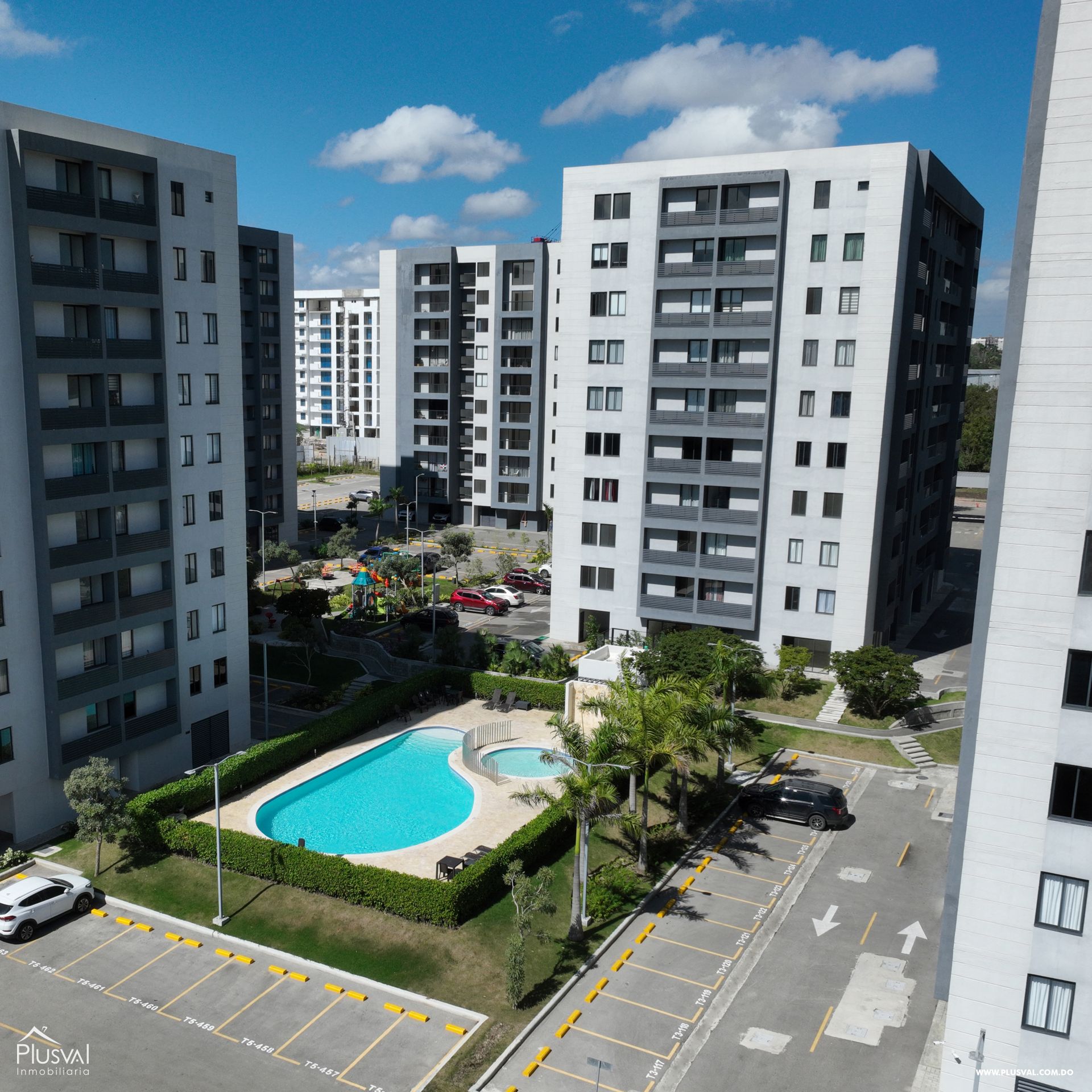 Apartamentos de 2 y 3 habitaciones en zona privilegiada de Santiago. 388355