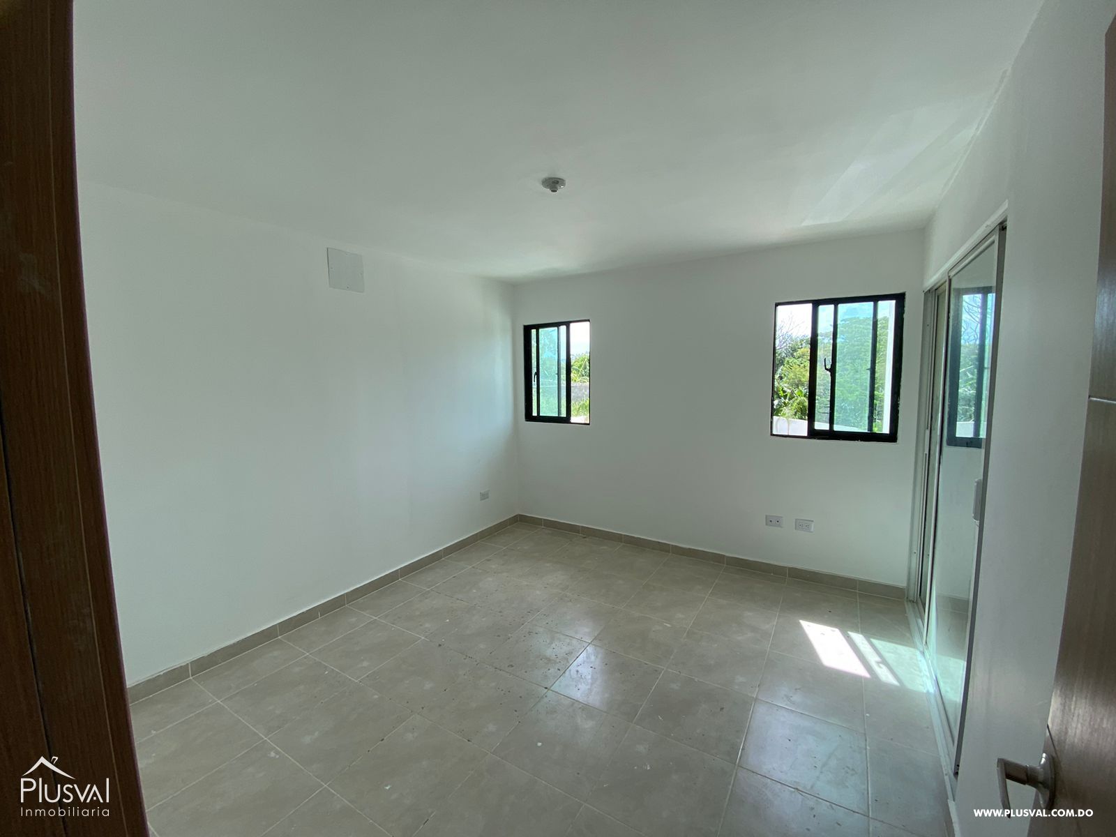 Proyecto de apartamentos en venta en La Barranquita con acceso directo a la Ave. Yapur Dumit 302822