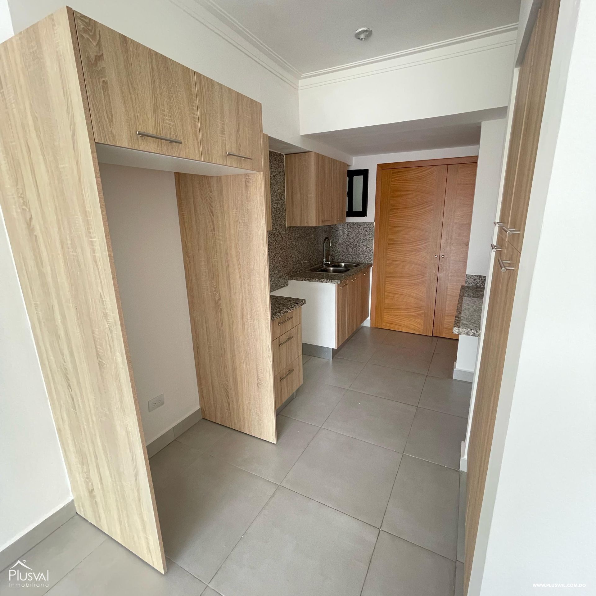 Apartamento a estrenar en Evaristo Morales; 2 habitaciones + área social 431774