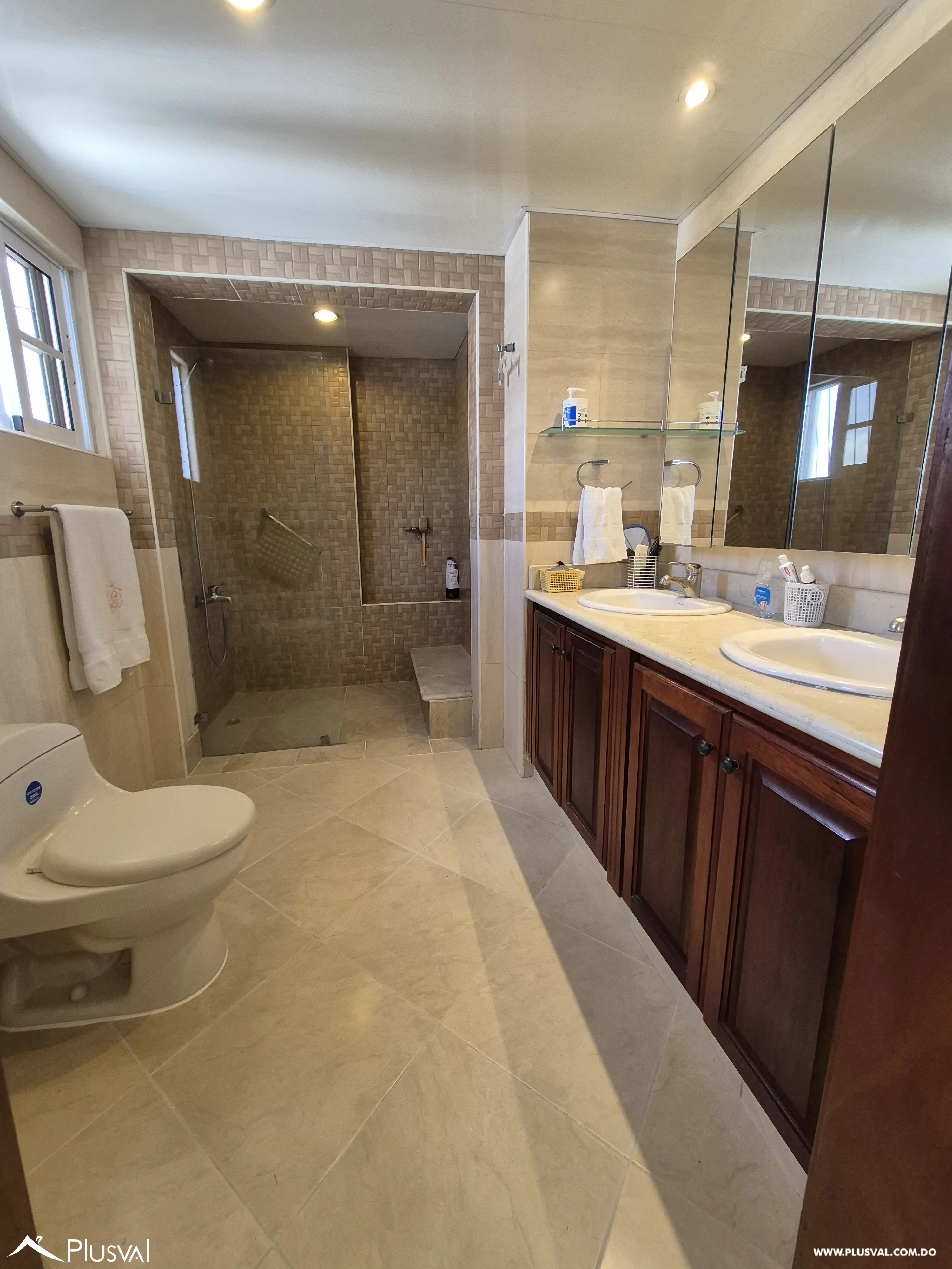 AMPLIO APARTAMENTO EN VENTA EN BELLA VISTA 458673