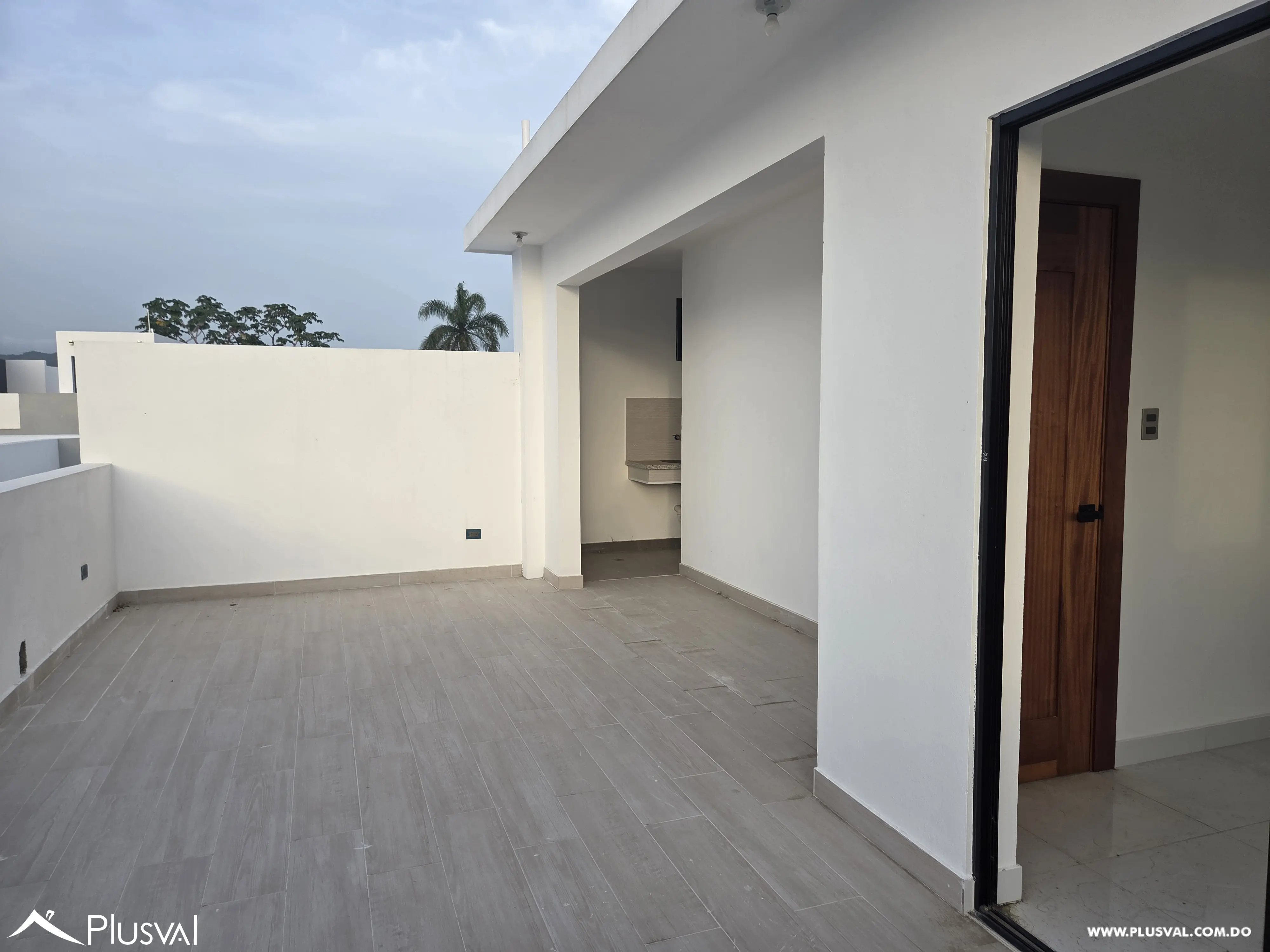 Hermoso Apartamento de Dos Niveles  Tipo PH  en Venta Con Amplia Terraza en Moca 522071