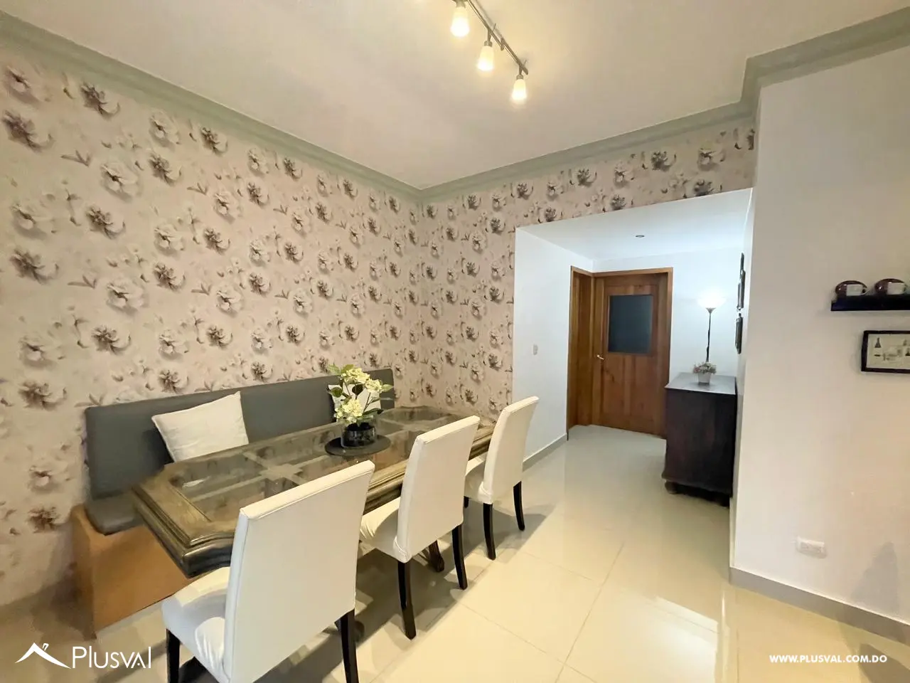 Se vende amplio apartamento con balcon tipo terraza 479015