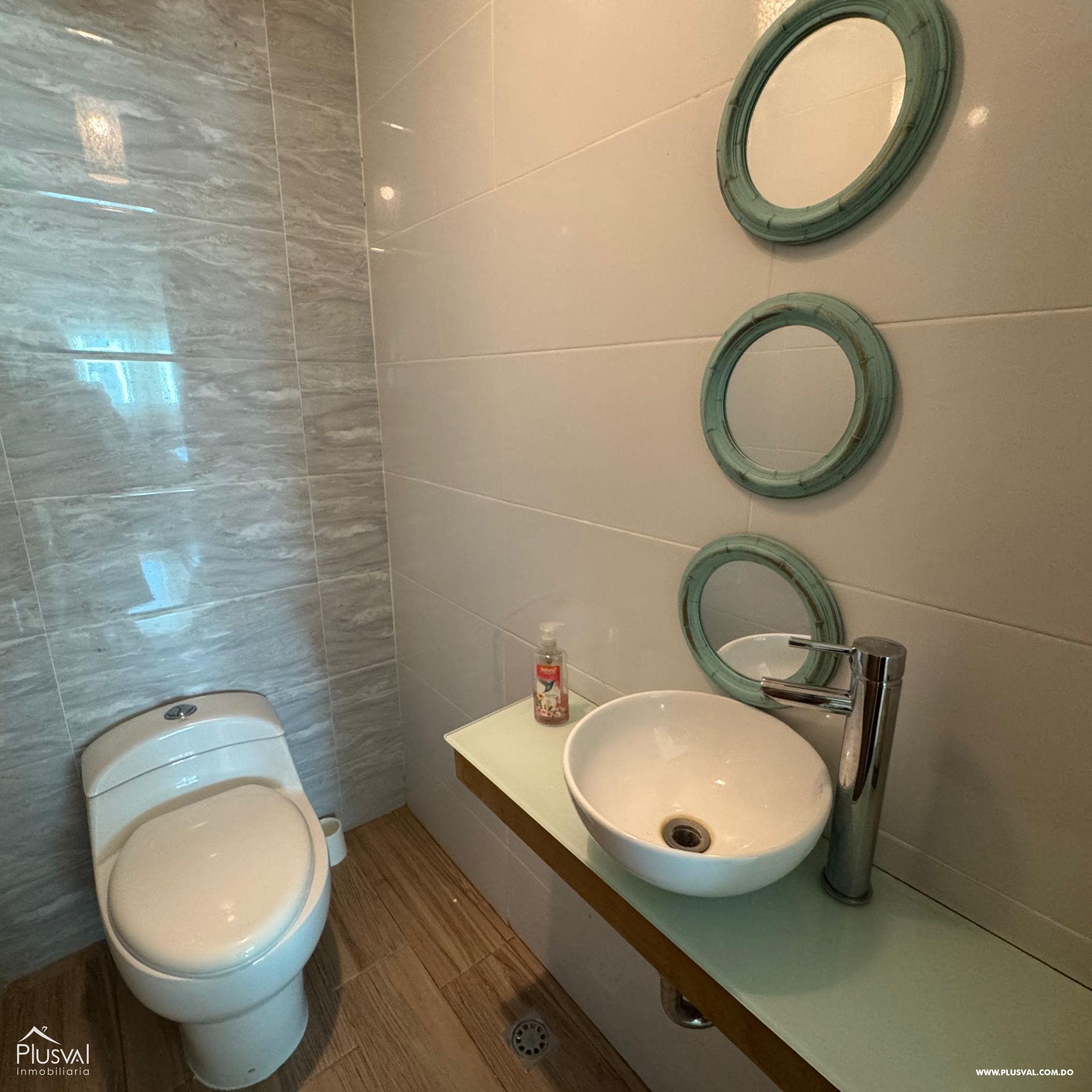Apartamento en venta ubicado frente al colegio Iberia en Los Llanos de Gurabo 438069