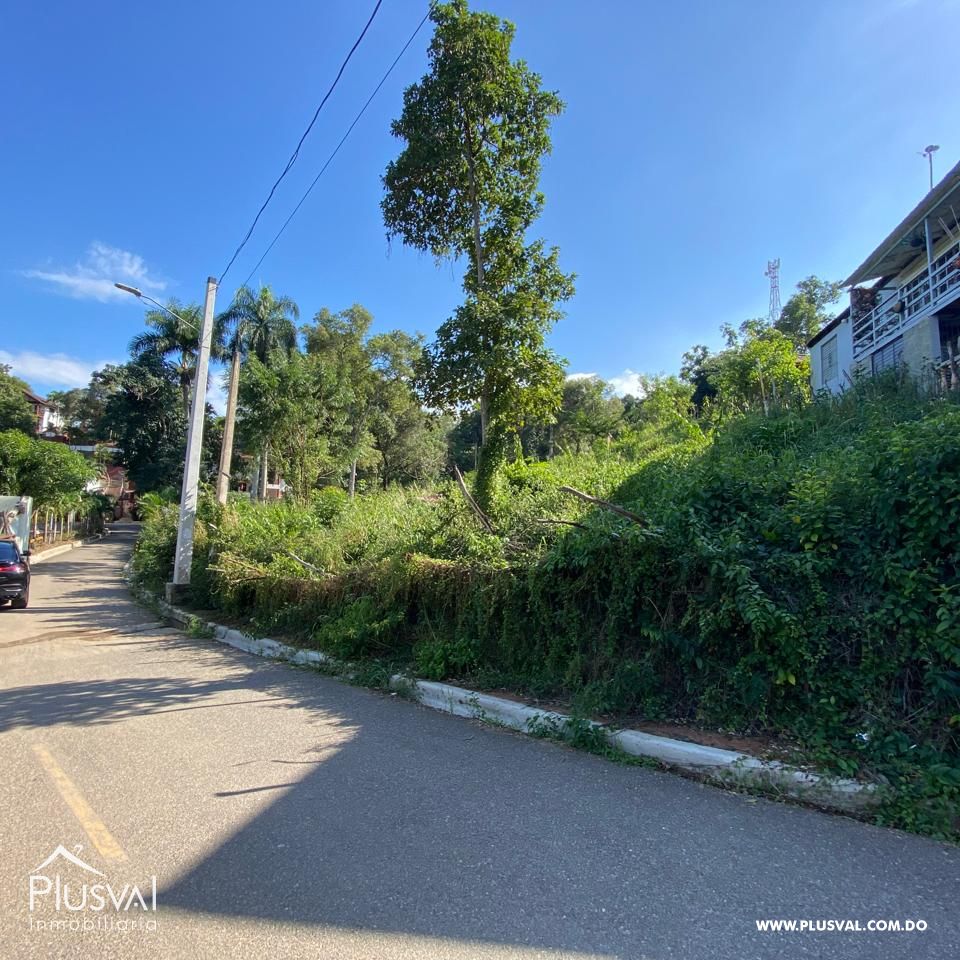 Amplio solar, frente al río y con acceso a los mejores balnearios de Inoa, Sajoma. 366680