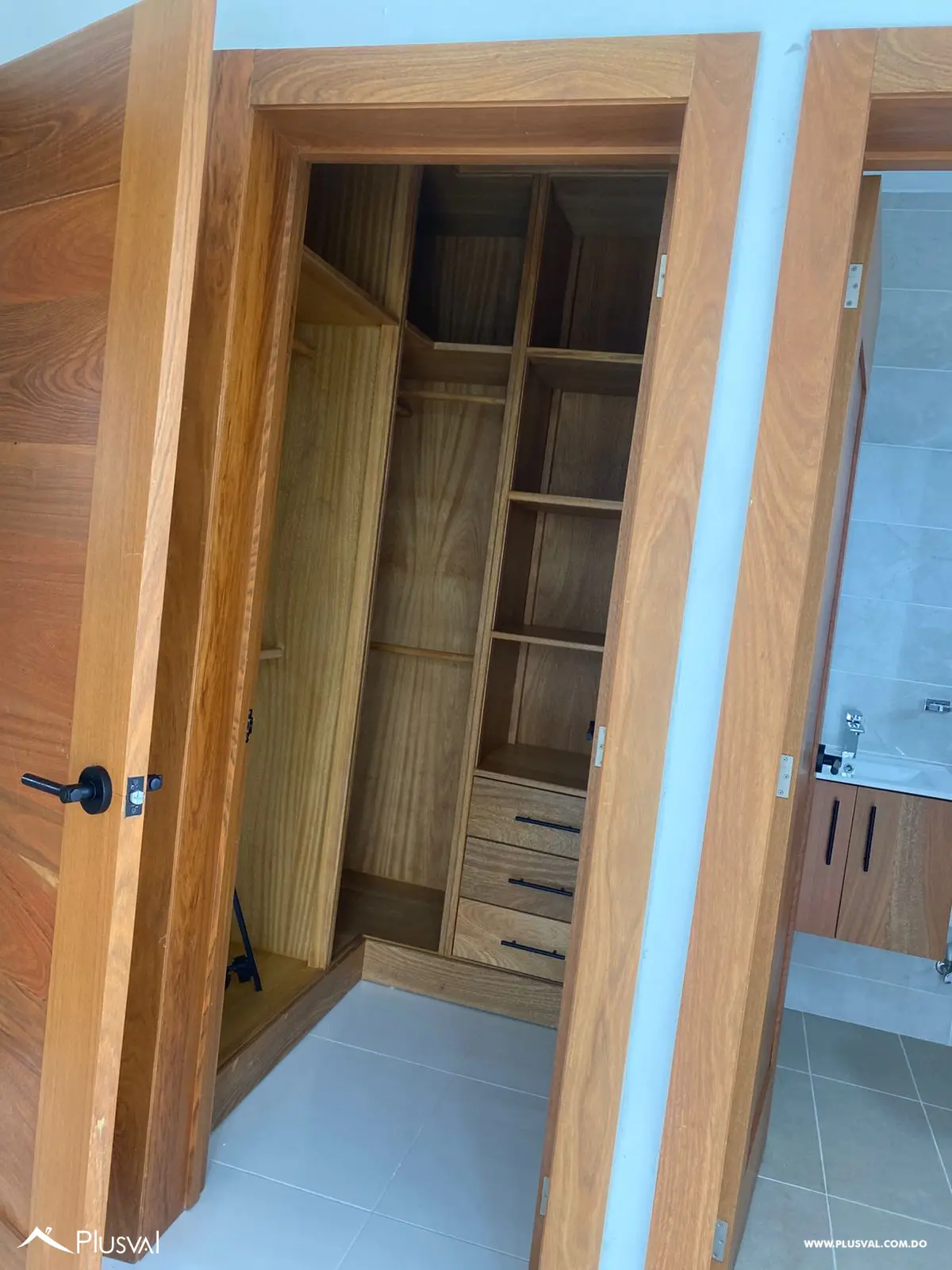 Apartamentos en Venta con Piscina y Terraza Privada en Puñal 455770