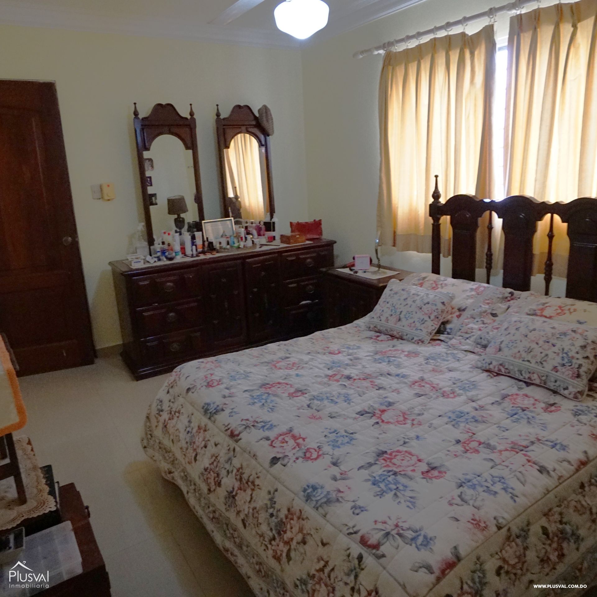 Apartamento Clásico Tipo PH en Venta en Mirador Sur 369201