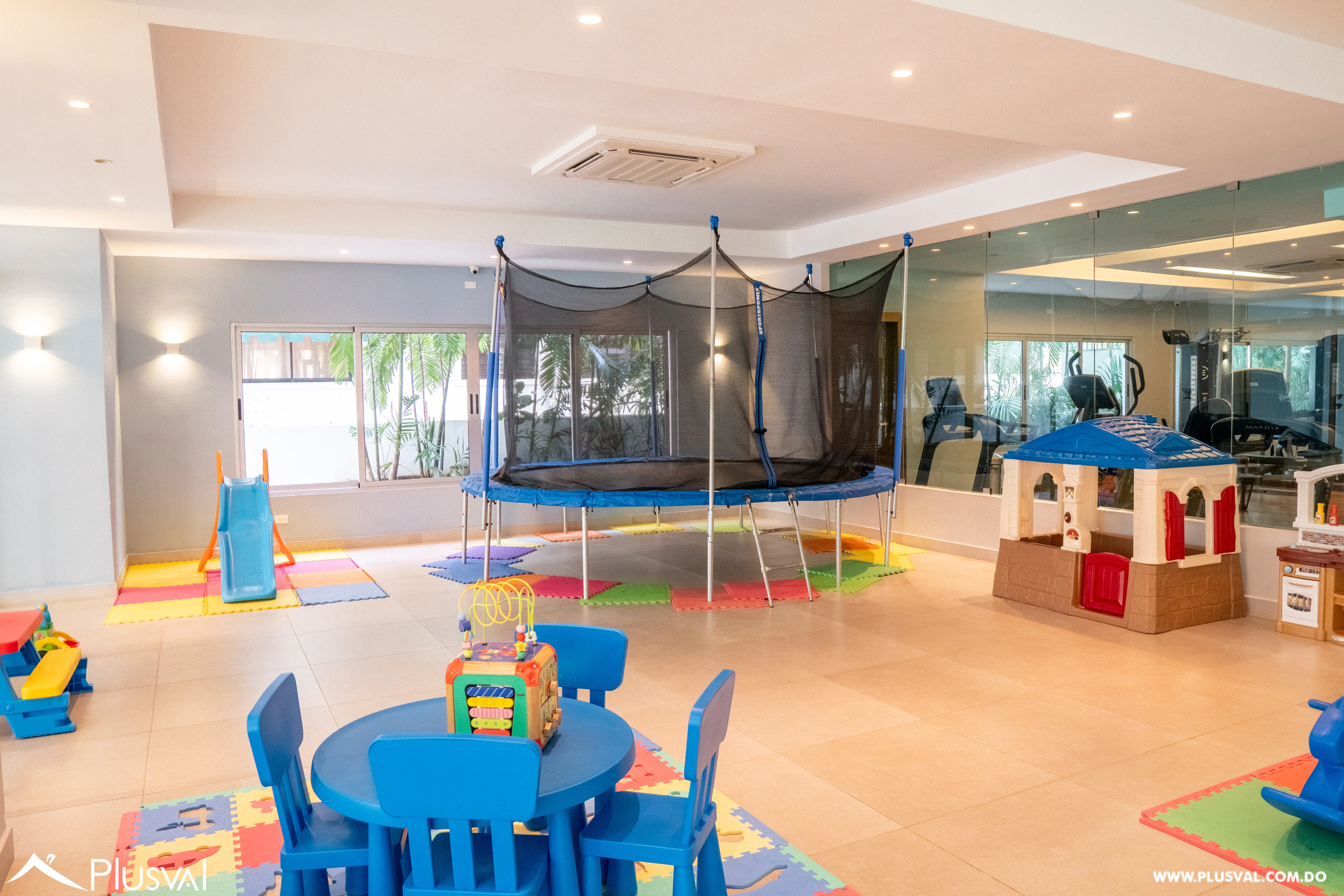 Lujoso apartamento de 3 habitaciones en el corazón de Naco 492698