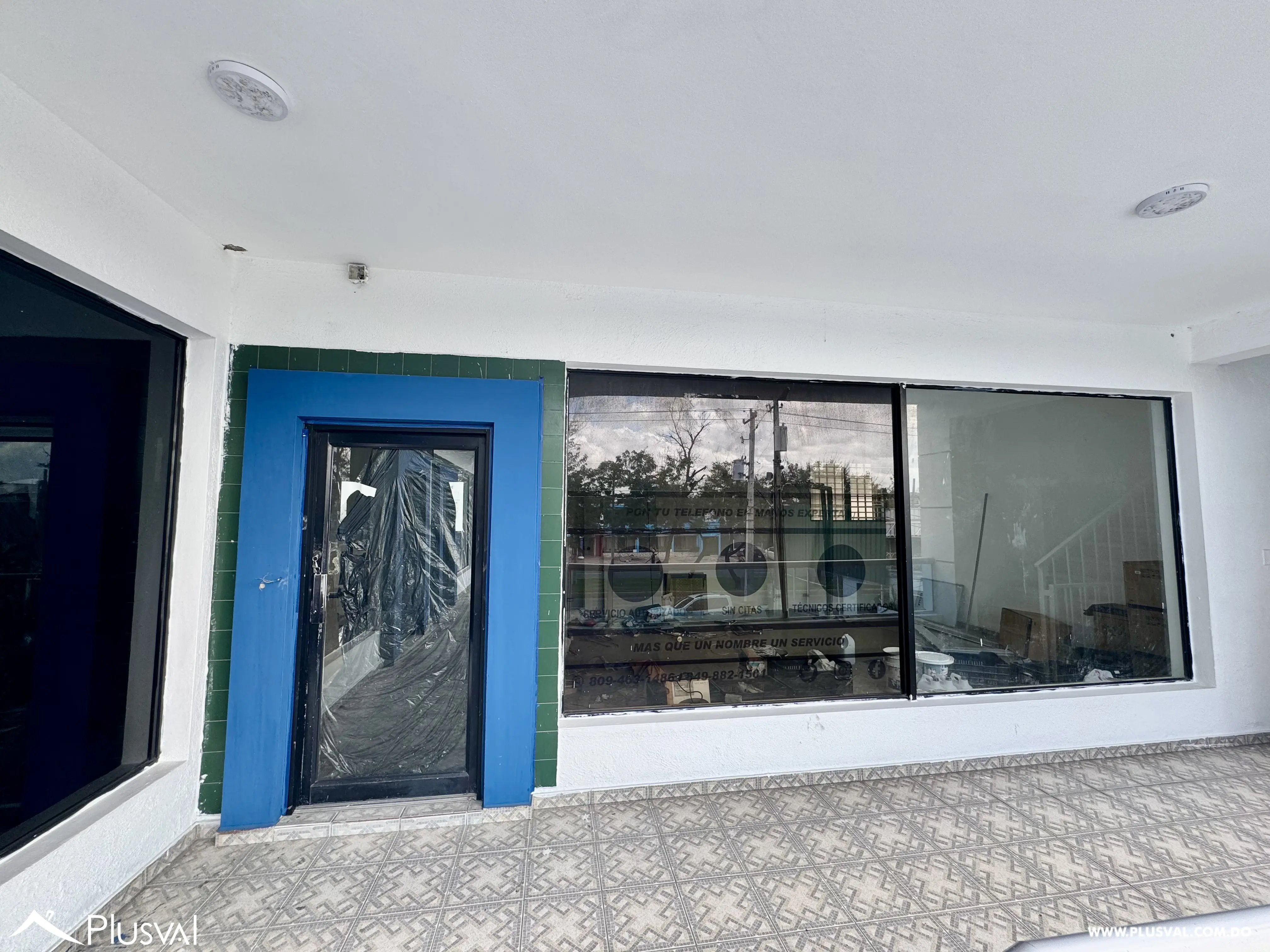 Alquilo Excelente Local de 64 mt2 en 2do Nivel en la Av. Nuñez de Caceres 482775