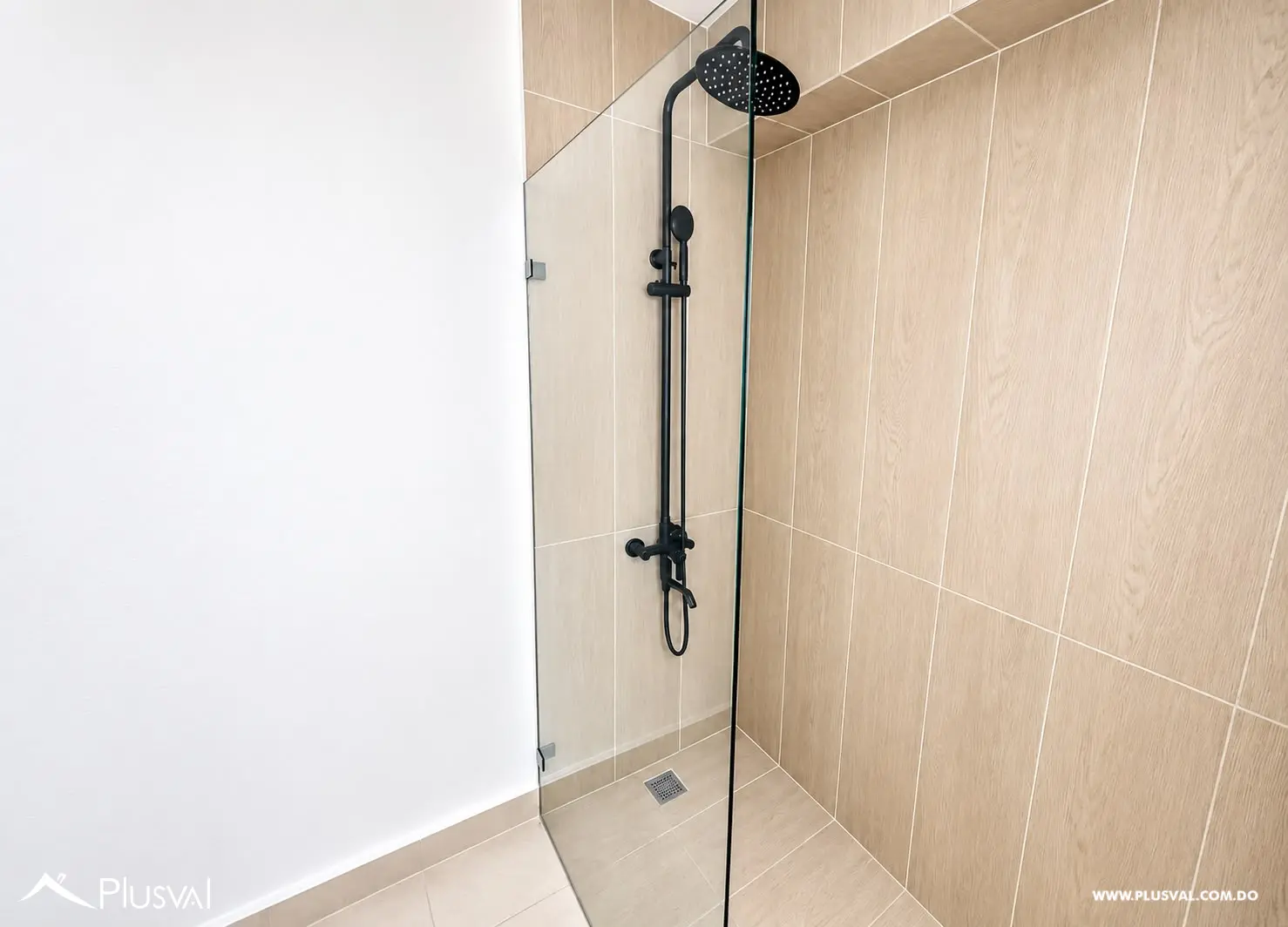 Apartamento en Avenida Tiradentes en Alquiler con Vista a Silver Sun Gallery 534790