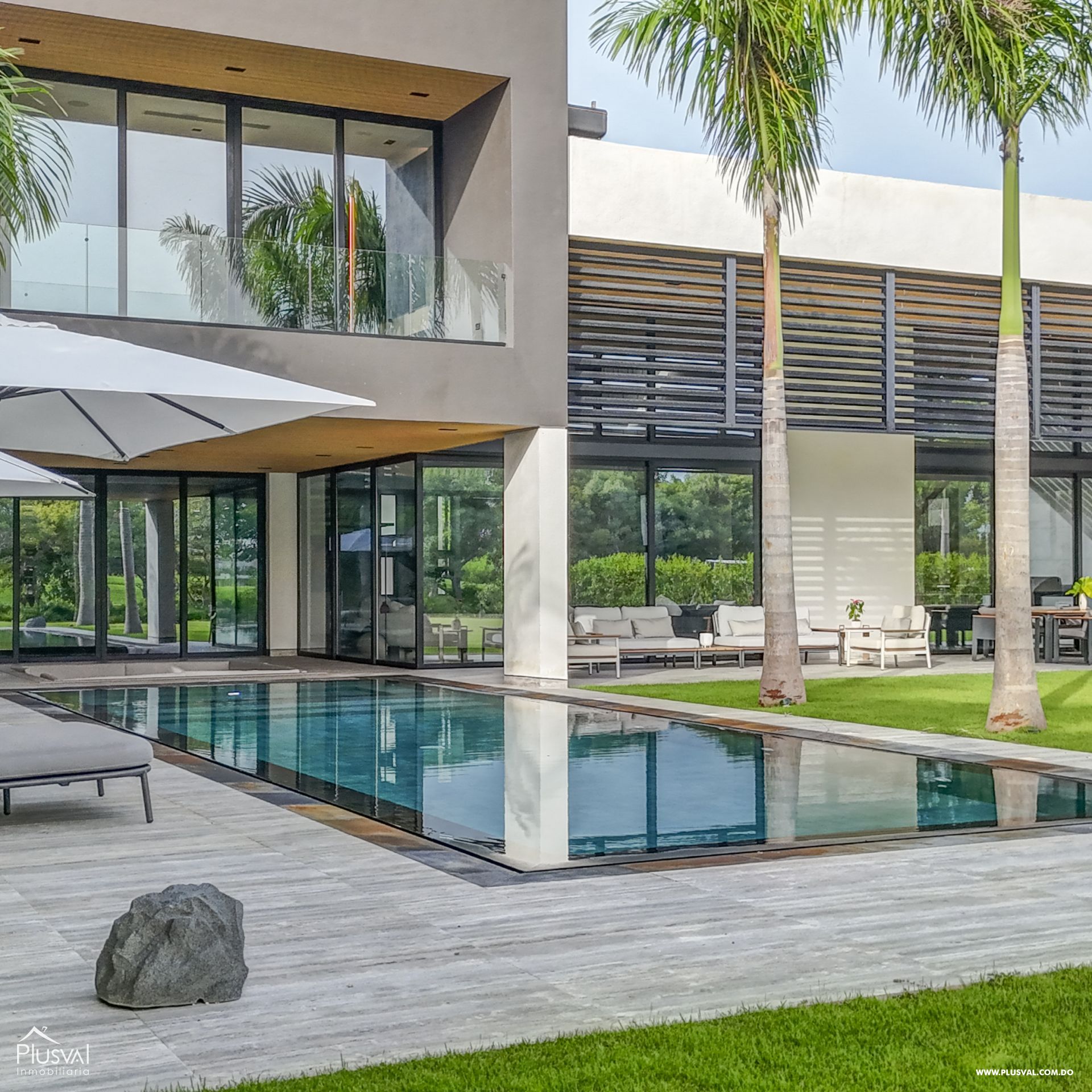 Modern Luxury Villa in Hacienda on sale, Punta Cana Resort. 370625