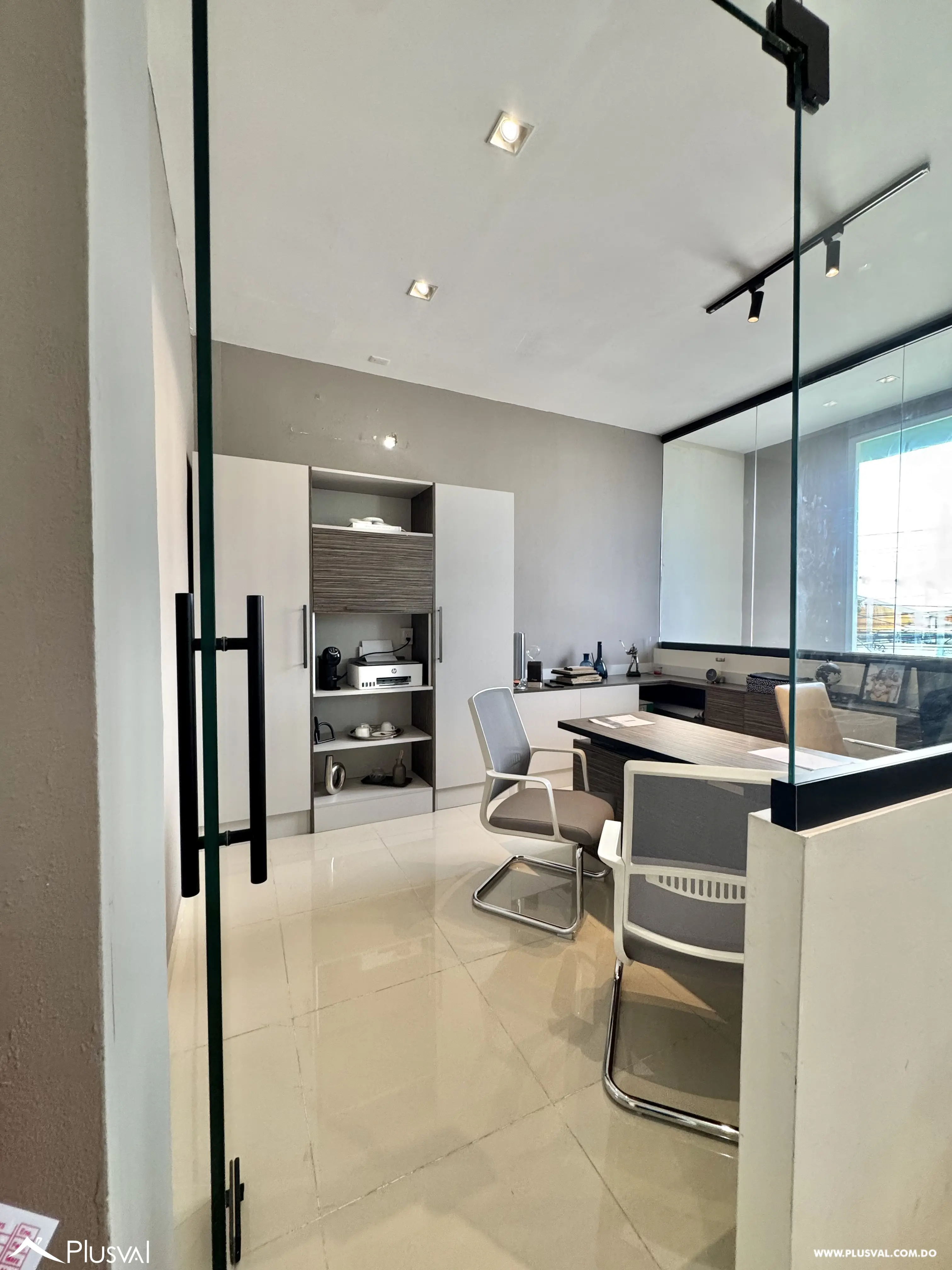 Alquilo Excelente Nave de 800 mt2 en La Zona Industrial de Herrera 482770