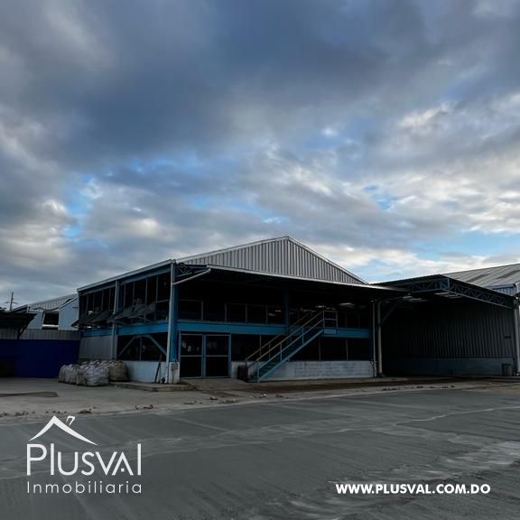 Solar en Venta con nave central en el Sector del Higuero 358179