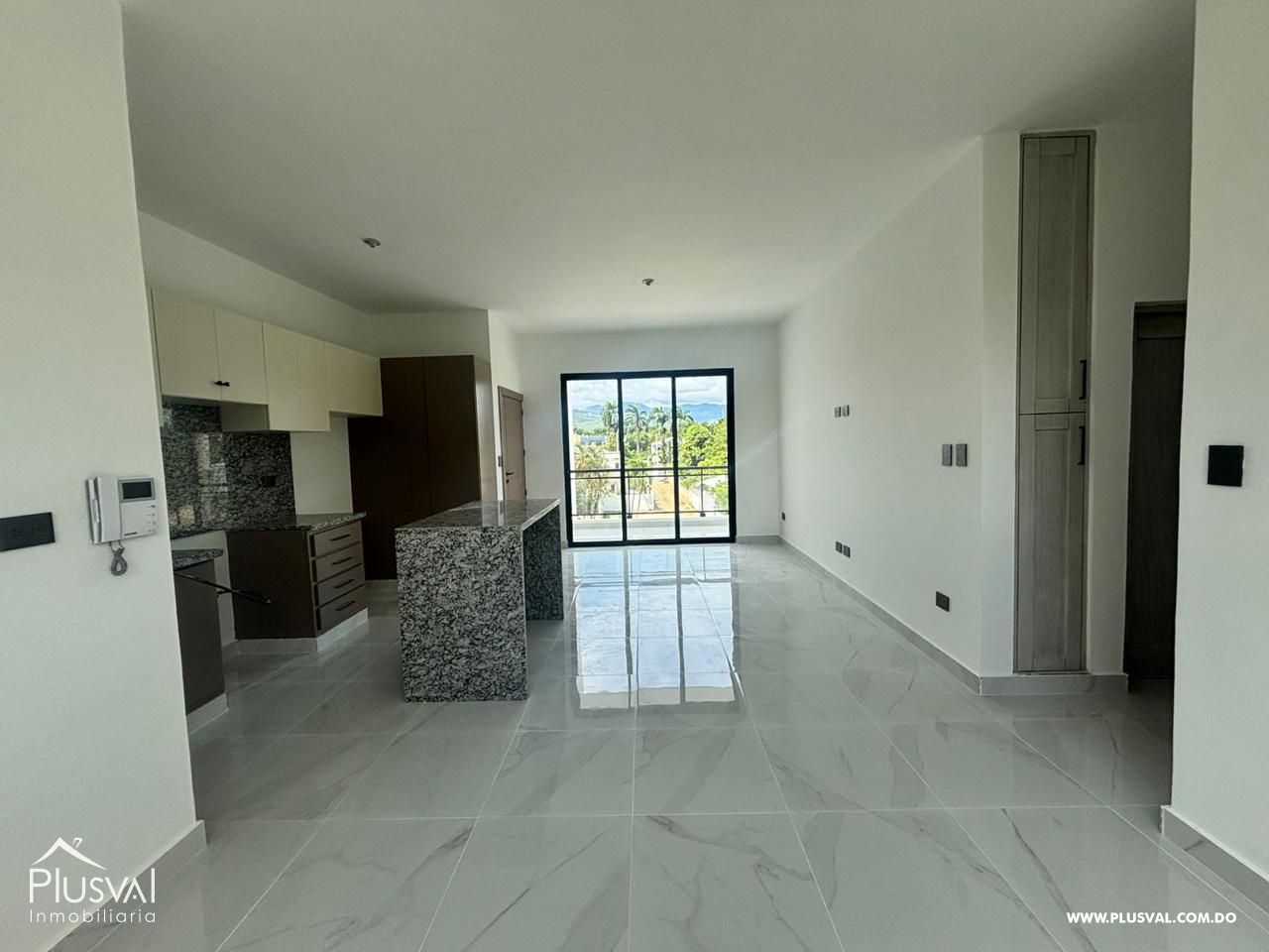 Apartamento en Venta Primer Nivel  Residencial Privado con Patio 463955