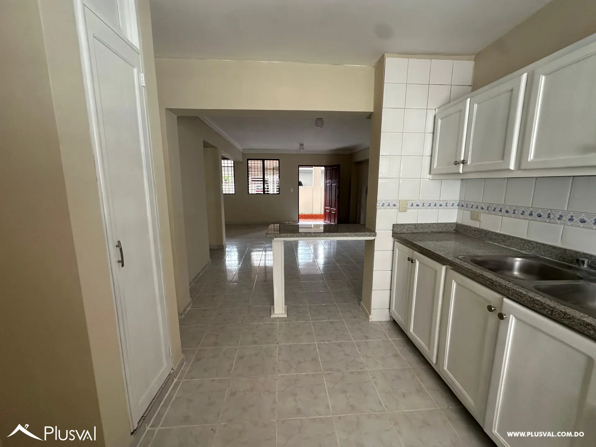 Amplio apartamento en venta en el sector de Bella Vista 530182