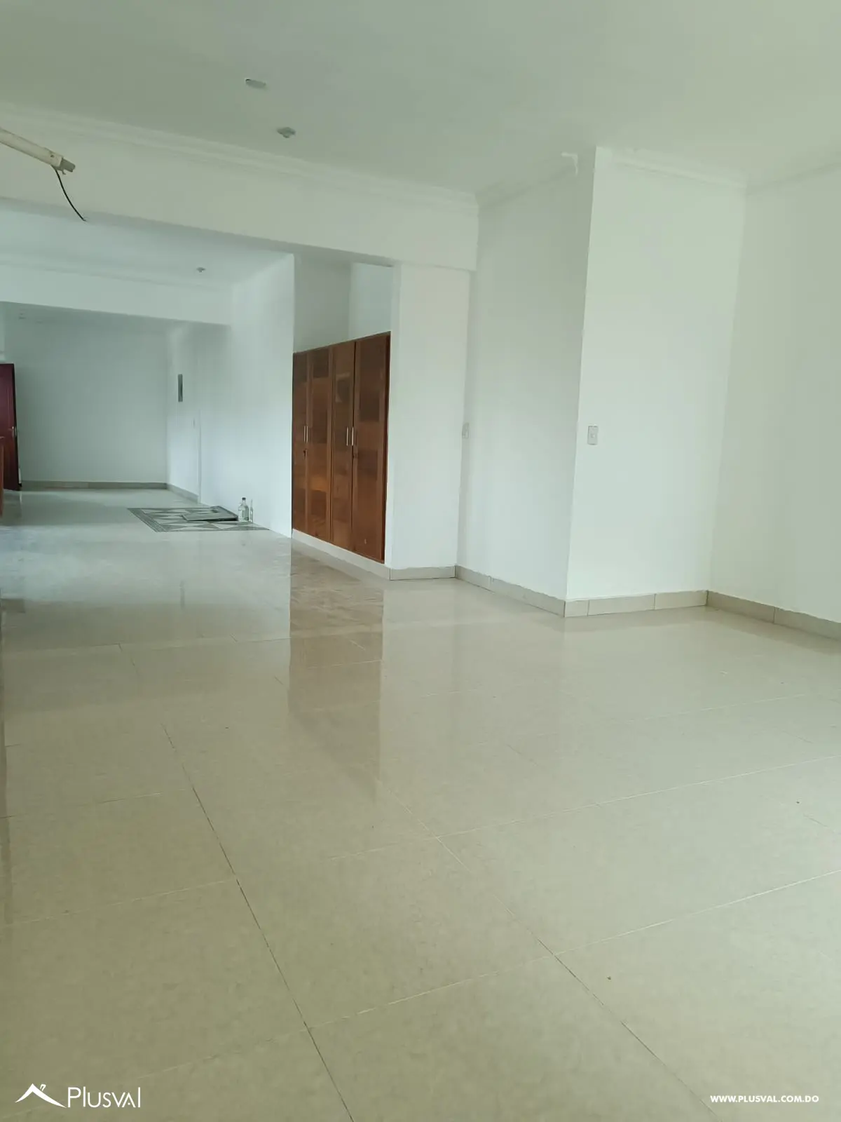 AMPLIOS LOCALES COMERCIALES EN ALQUILER EN BELLA VISTA 497359